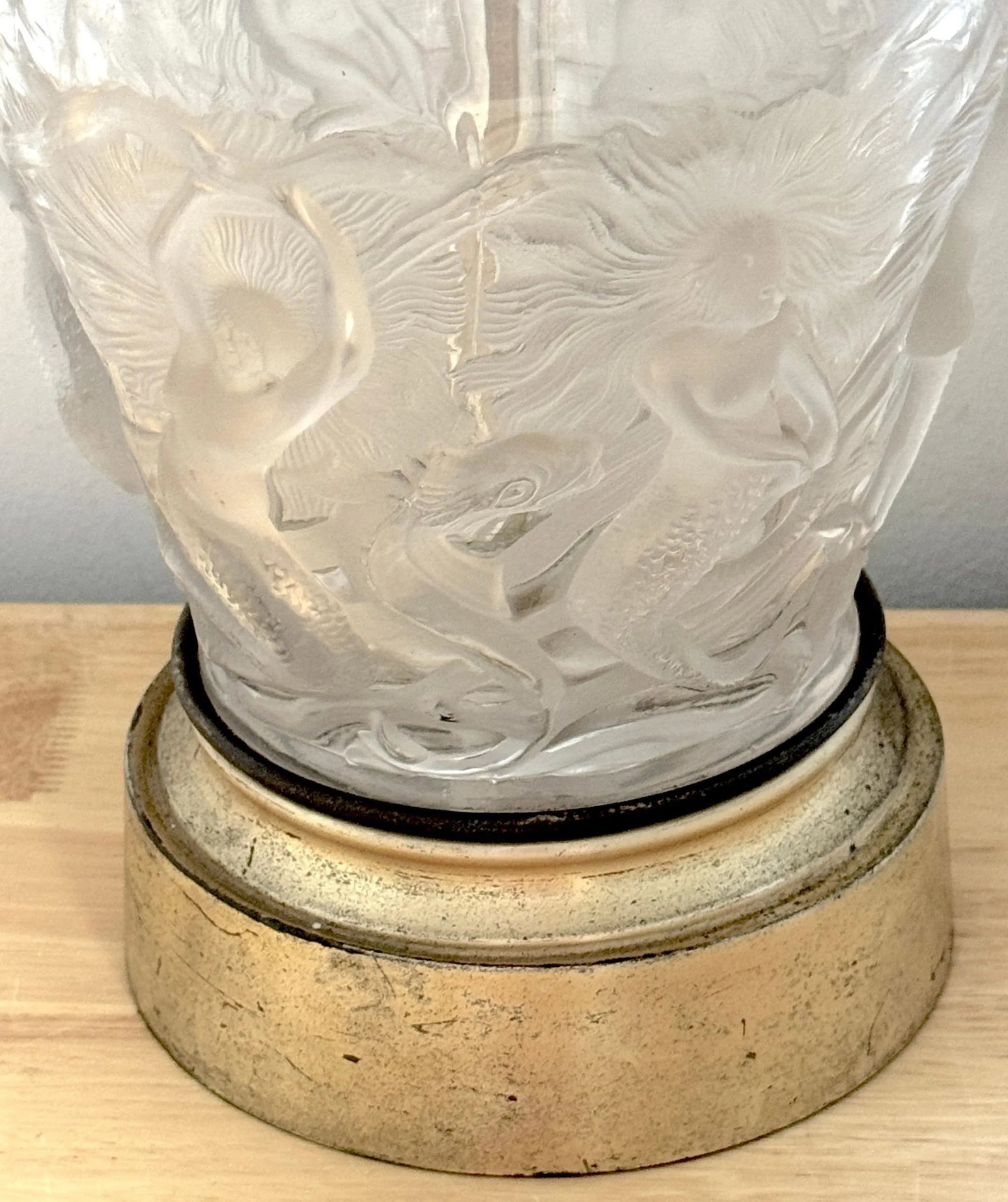 French Art Deco Crystal Lamp 'Mermaids & Dolphin's' by Verlys Glass - 7