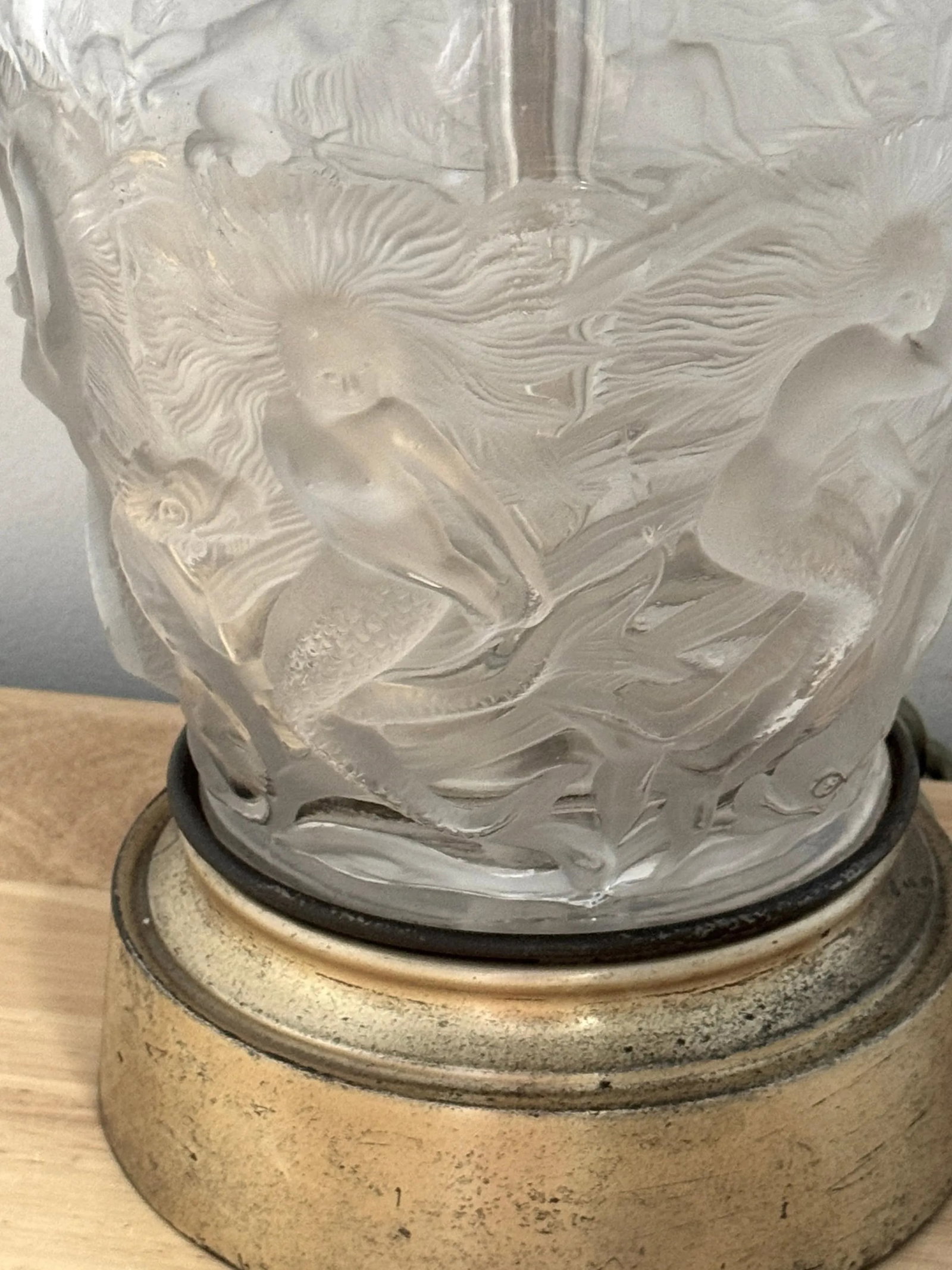 French Art Deco Crystal Lamp 'Mermaids & Dolphin's' by Verlys Glass - 8