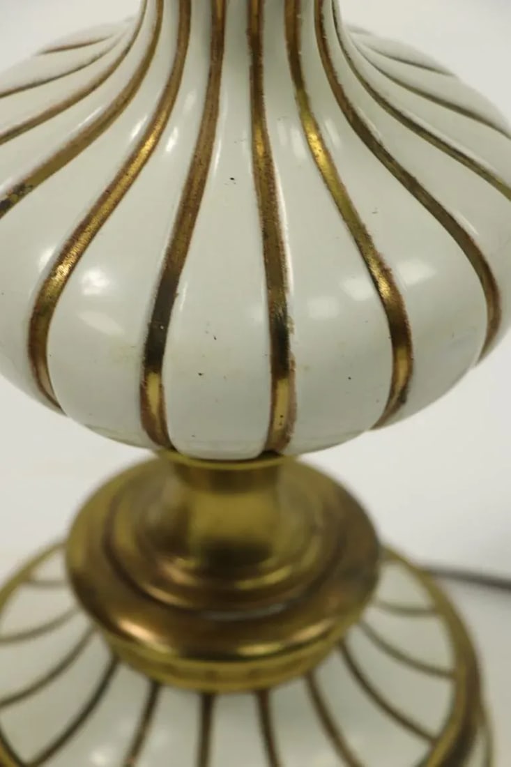 Hollywood Regency Style Table Lamps by Stiffel - a Pair - 10