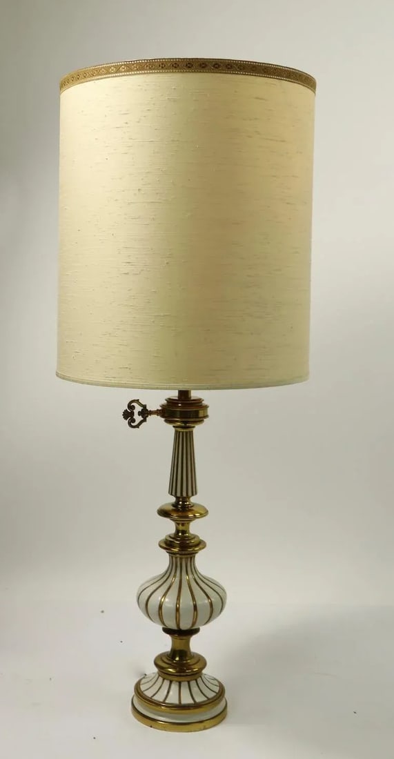 Hollywood Regency Style Table Lamps by Stiffel - a Pair - 3