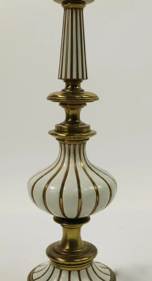 Hollywood Regency Style Table Lamps by Stiffel - a Pair - 6