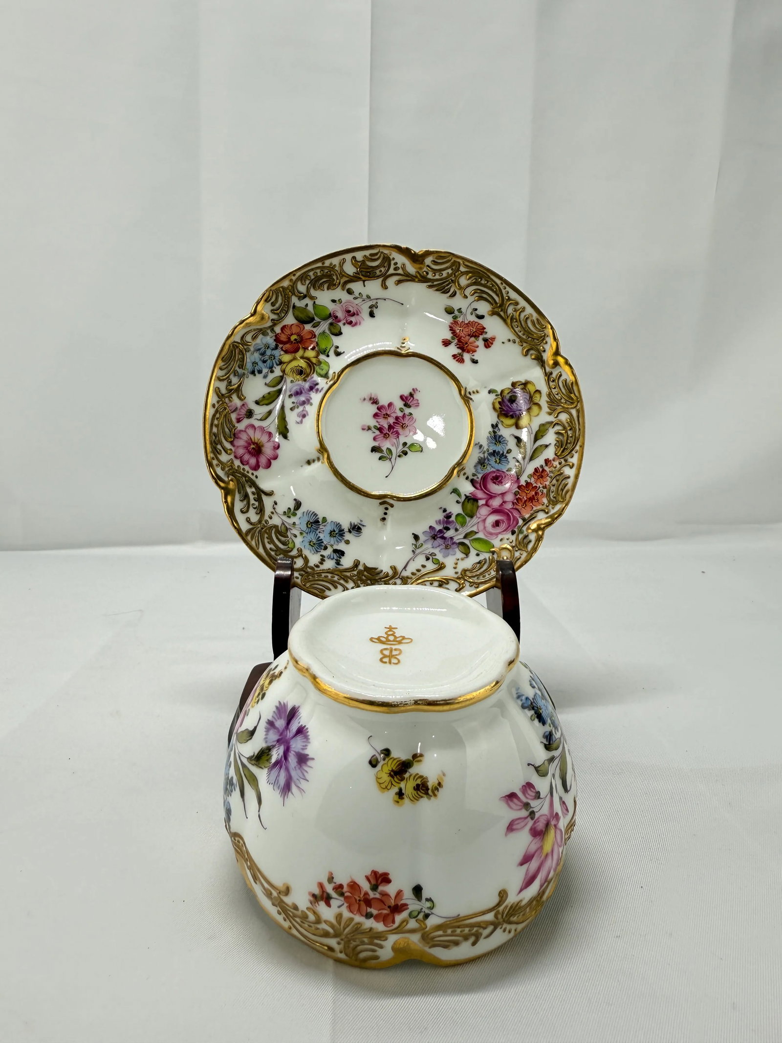 19th Century French, Boudois & Bloch Floral Gold-Trimmed Cup & Saucer Set - 5