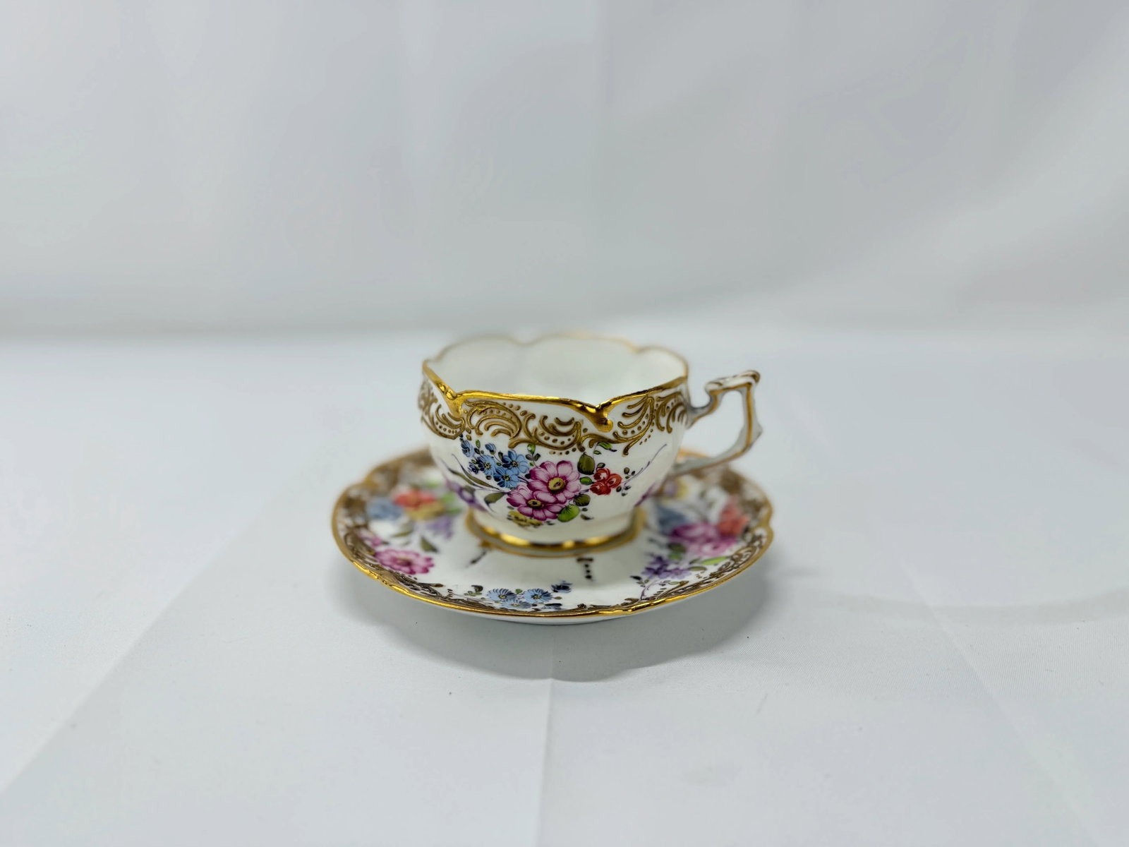 19th Century French, Boudois & Bloch Floral Gold-Trimmed Cup & Saucer Set - 6