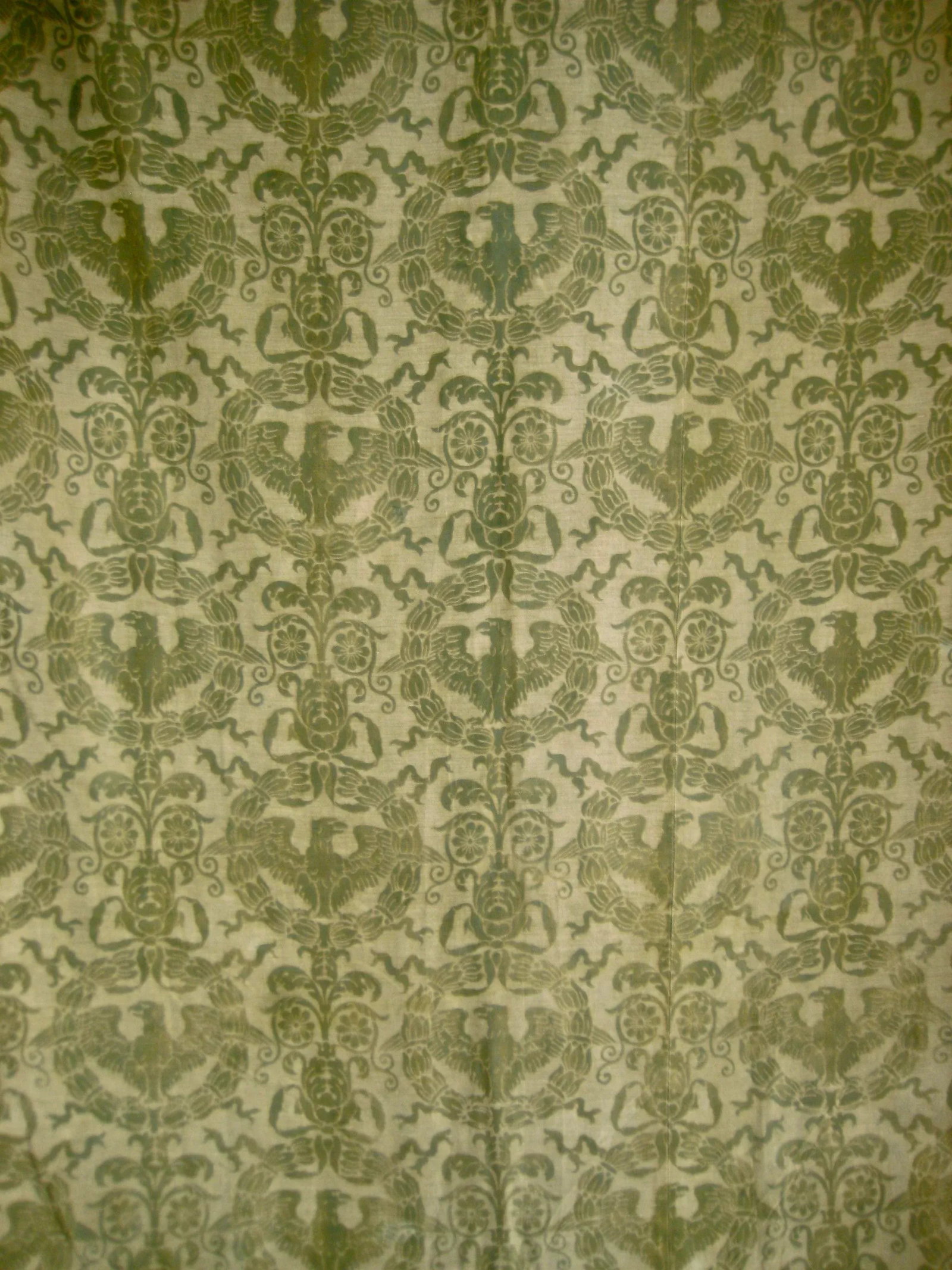 1920s Green Fortuny Aigle in a Laurel Wreath Tablecloth or Table Cover - 3