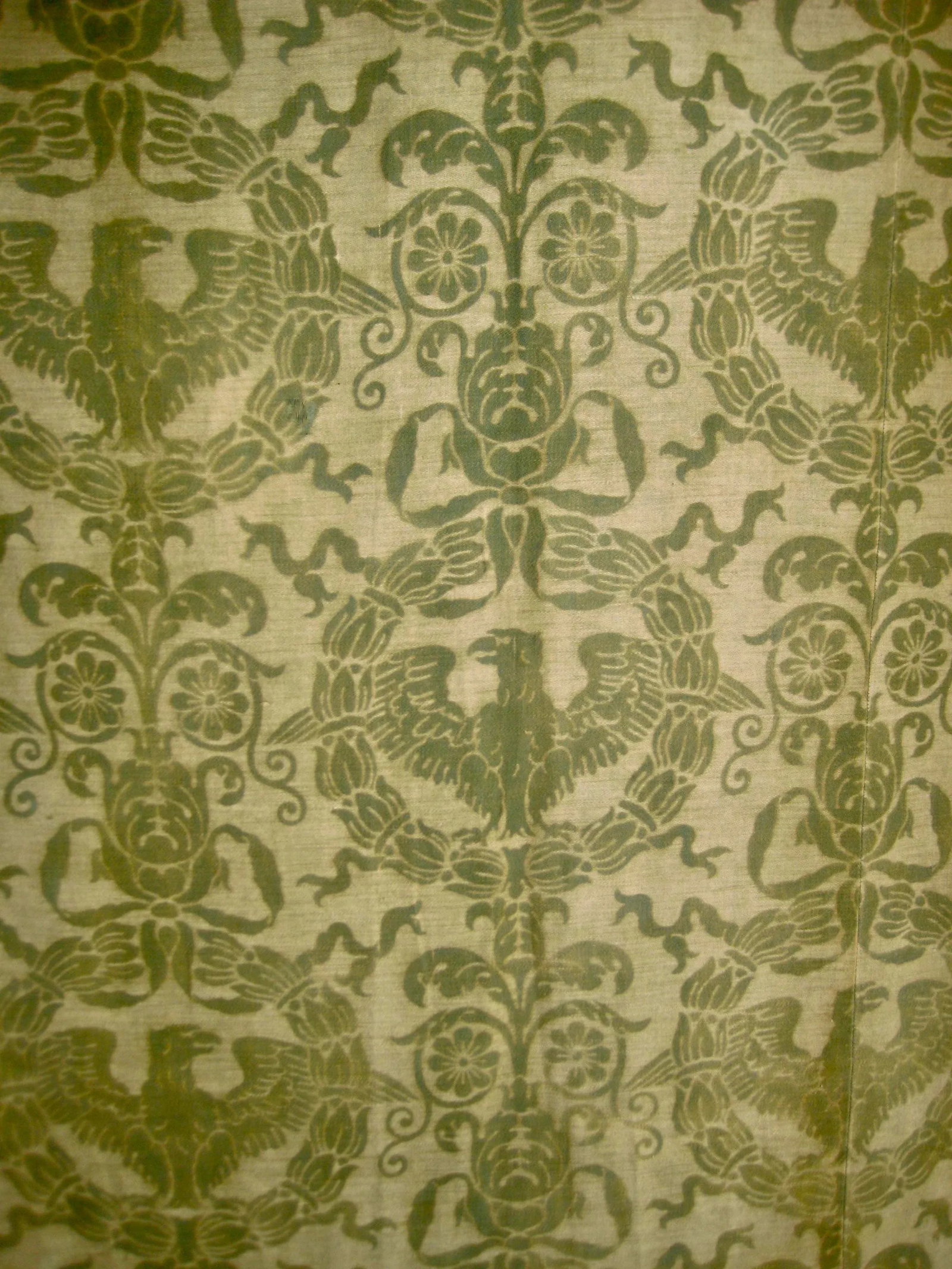 1920s Green Fortuny Aigle in a Laurel Wreath Tablecloth or Table Cover - 5