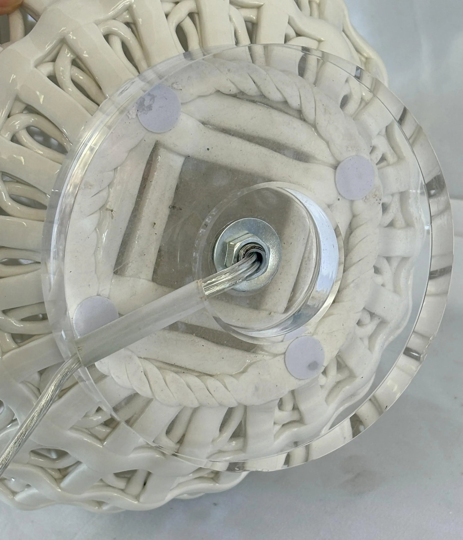 Vintage Blanc De Chine Reticulated Porcelain Lamp on Lucite Base - 12