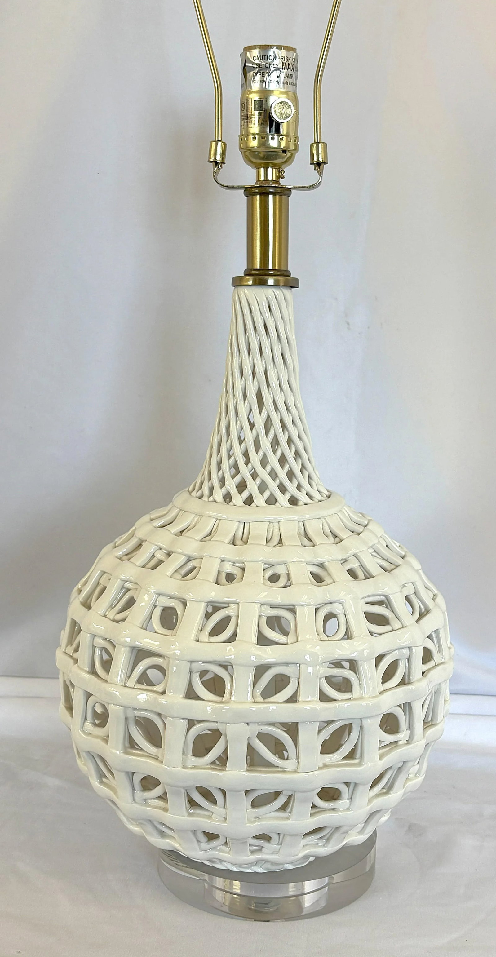 Vintage Blanc De Chine Reticulated Porcelain Lamp on Lucite Base - 4