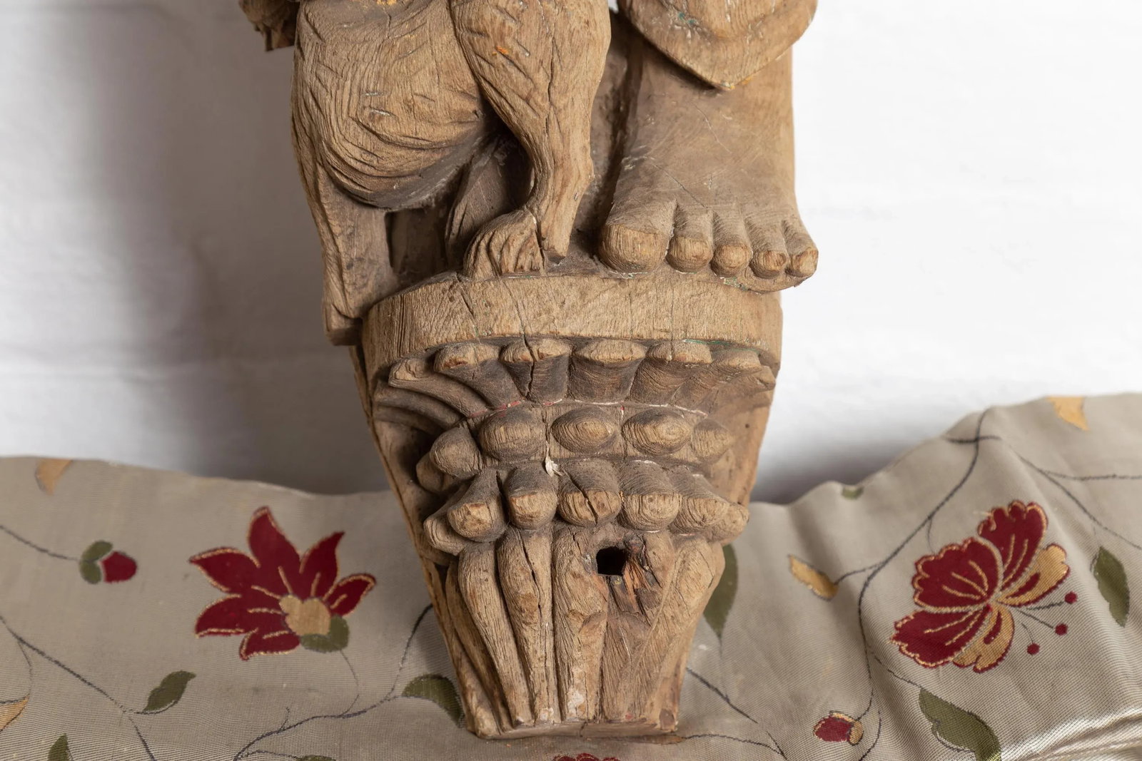 Indian Gujarat Hand Carved Temple Carving Statue Depicting a Woman and a Feline - 9