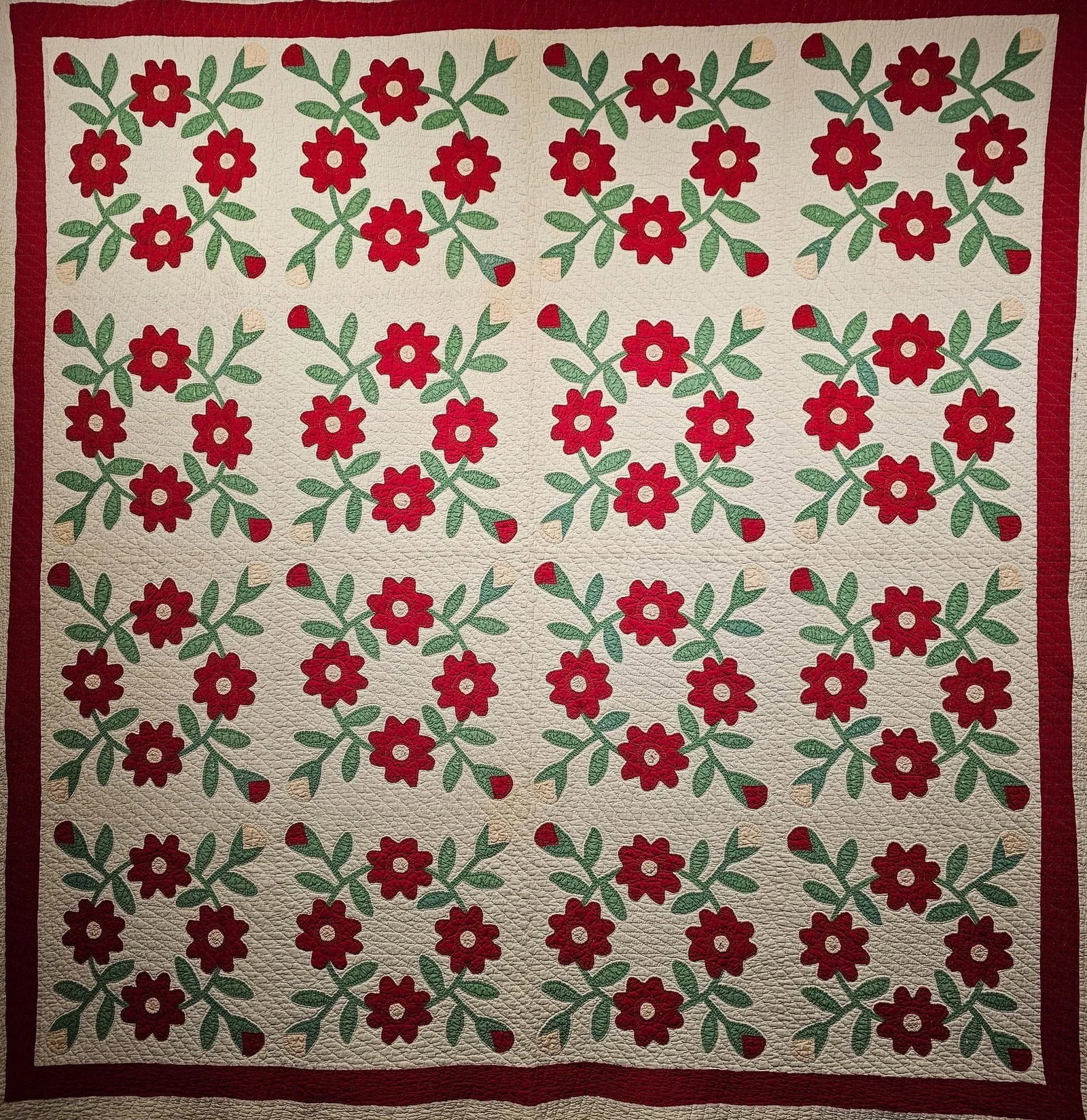 19th Century American Applique Quilt - 2