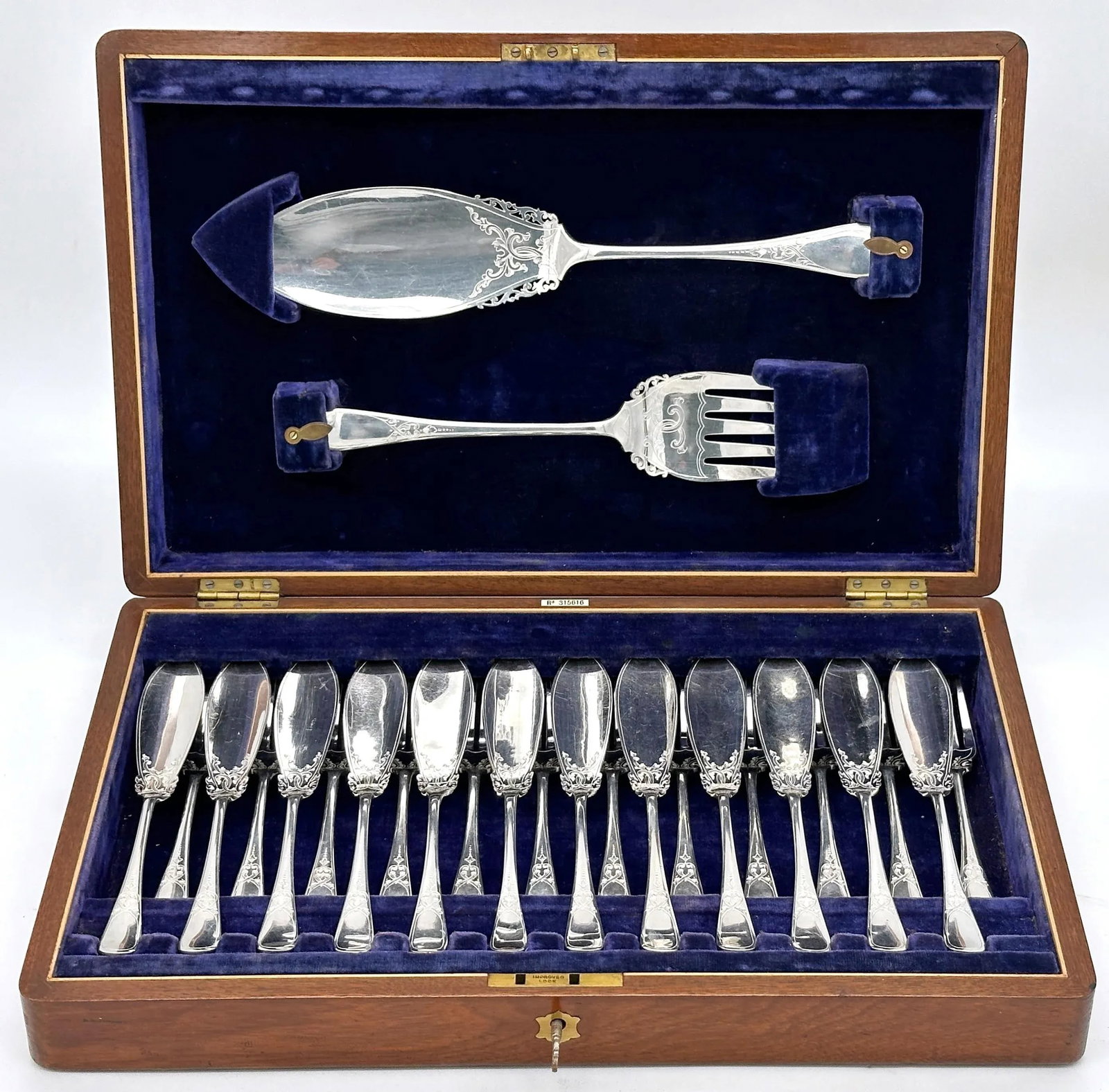 Antique English Boxed Engraved Sheffield Fish 26 Piece Fish Serving Set - 2