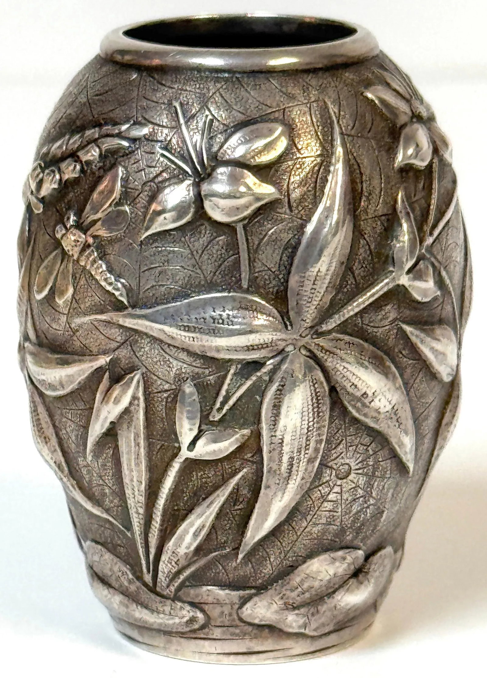 Exceptional Dominic & Haff Japonisme Sterling Cabinet Vase Dragonfly & Cobwebs - 10