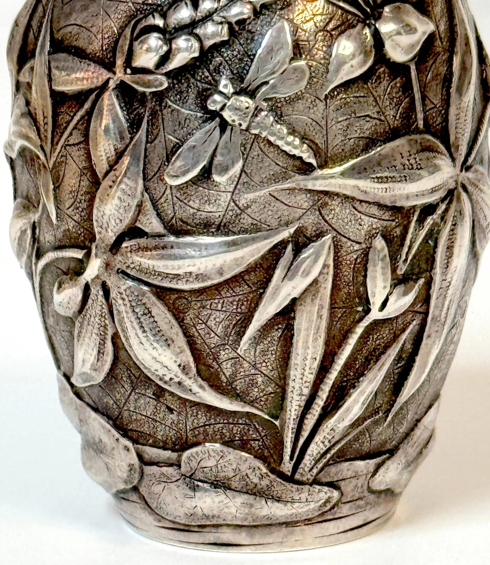 Exceptional Dominic & Haff Japonisme Sterling Cabinet Vase Dragonfly & Cobwebs - 6