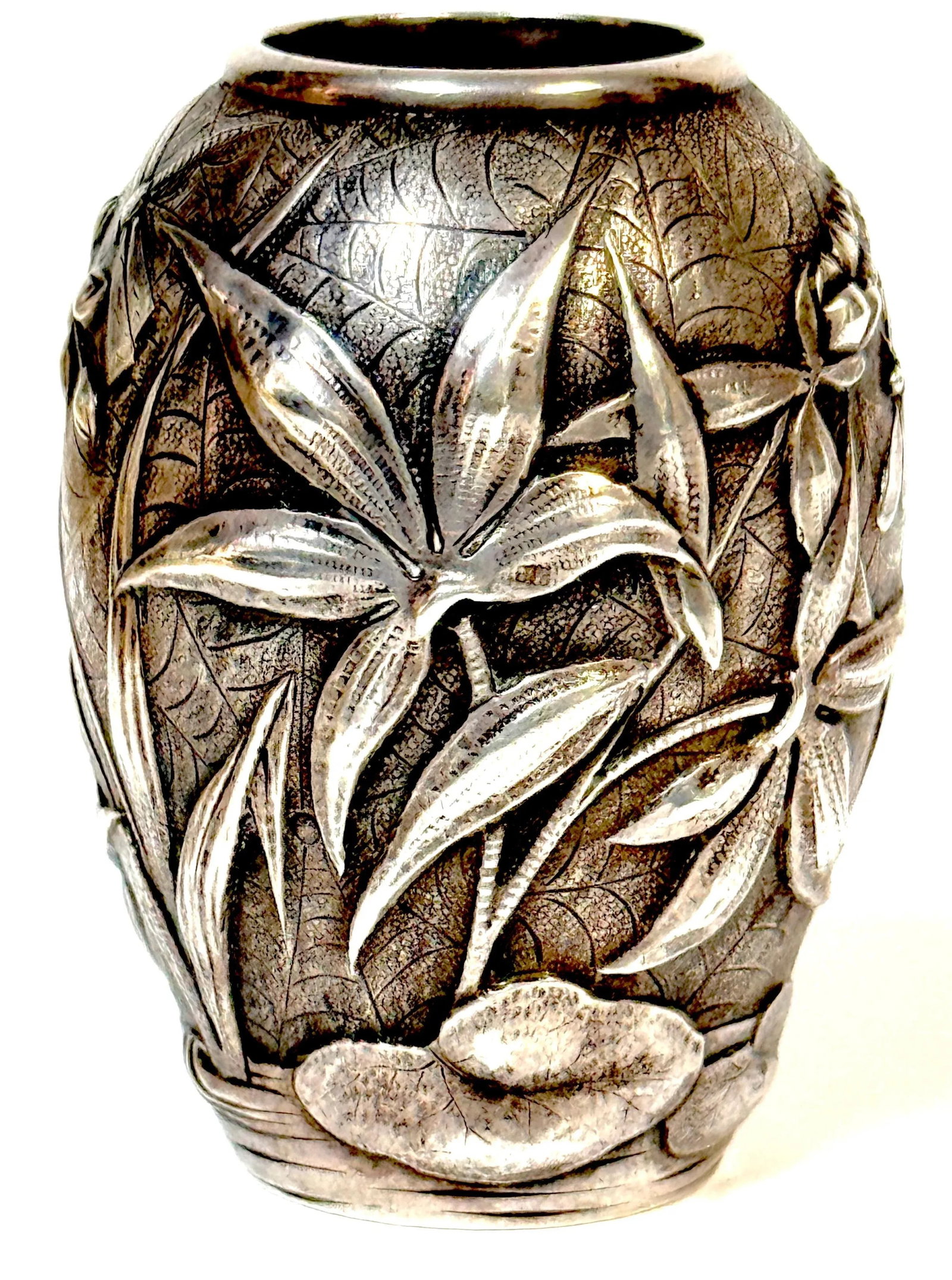 Exceptional Dominic & Haff Japonisme Sterling Cabinet Vase Dragonfly & Cobwebs - 7