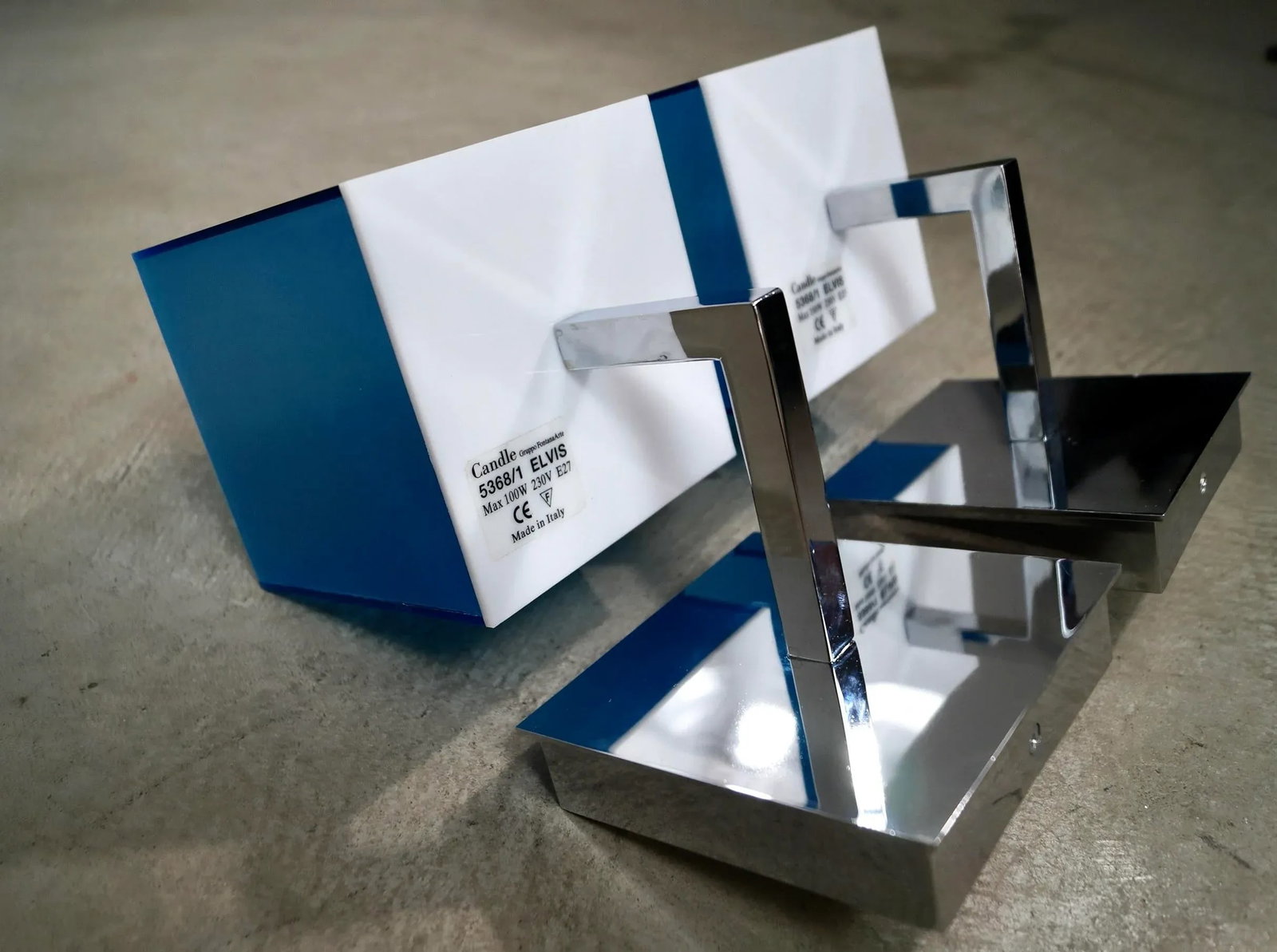 1990's Postmodern Italian Fontana Arte Chrome & Lucite Sconces - A Pair - 3
