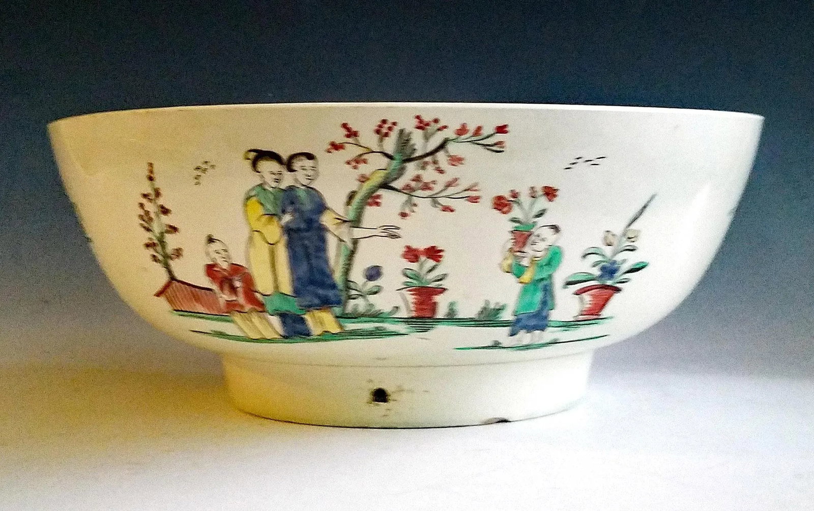 English Creamware Pottery Large Sailor's Farewell Bowl With a Chinoiserie Scene on the Reverse - 3