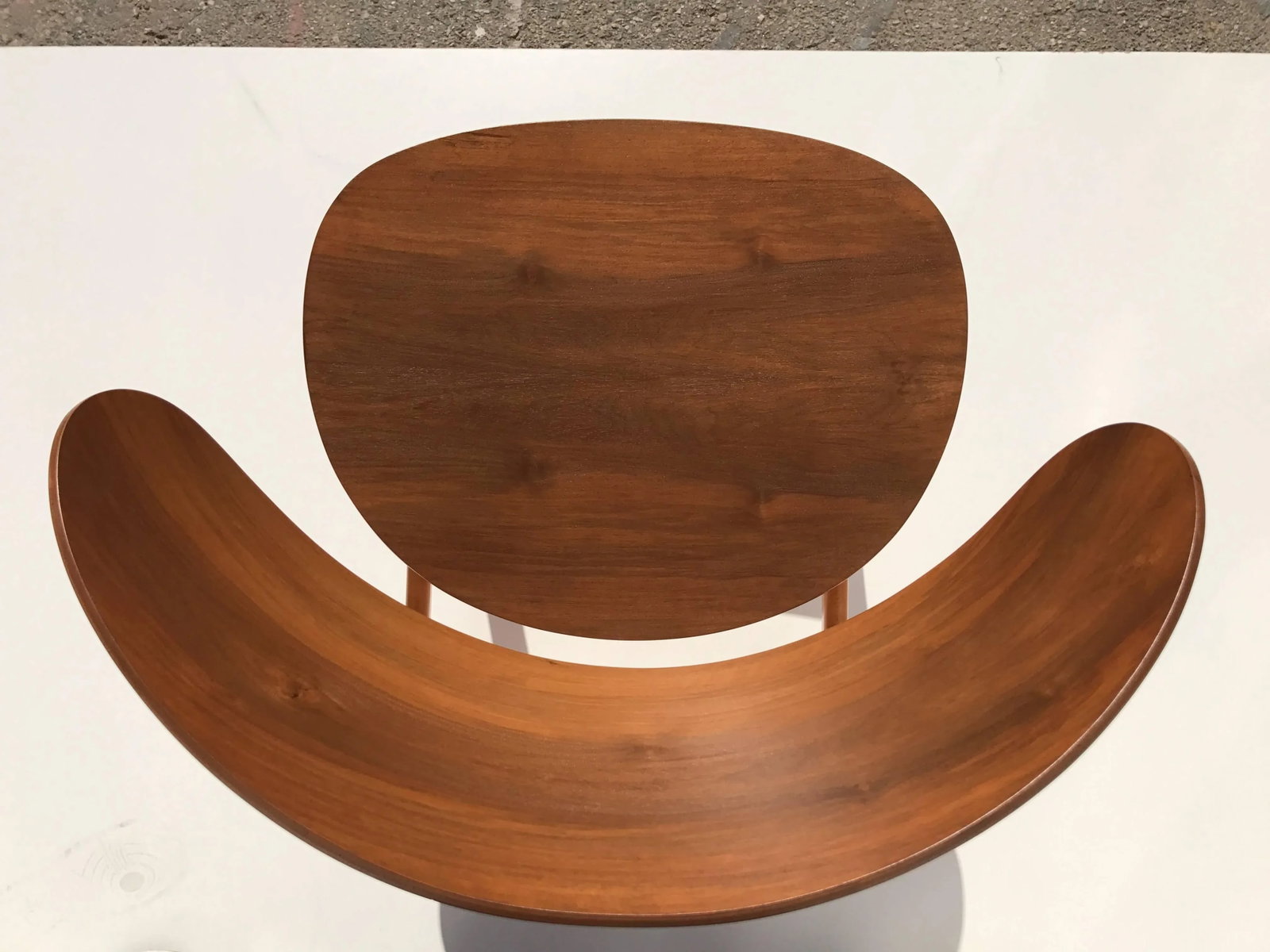 Shell Chair by Hans Wegner in Walnut and Beech - 3