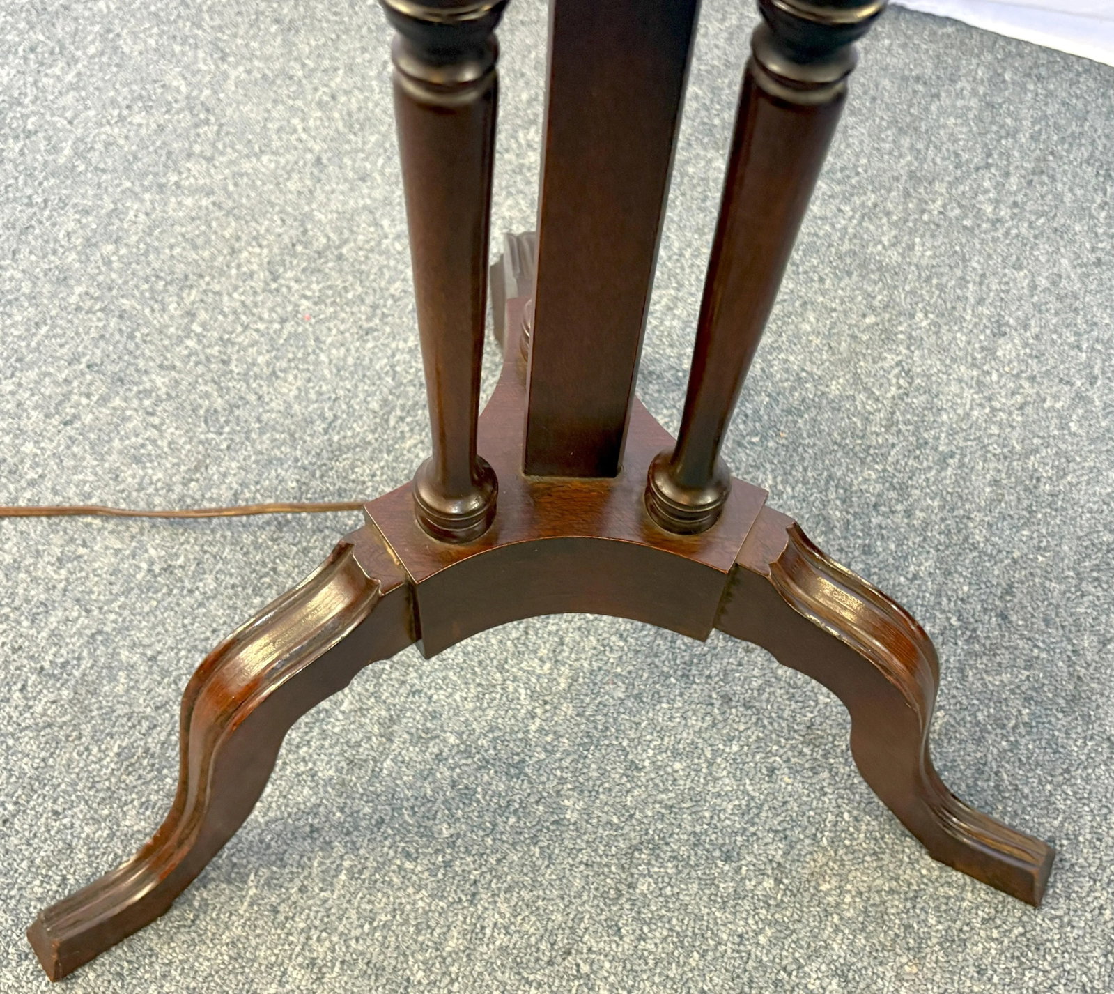 Vintage Wood Lamp Table With Matching Wood Finial - 13