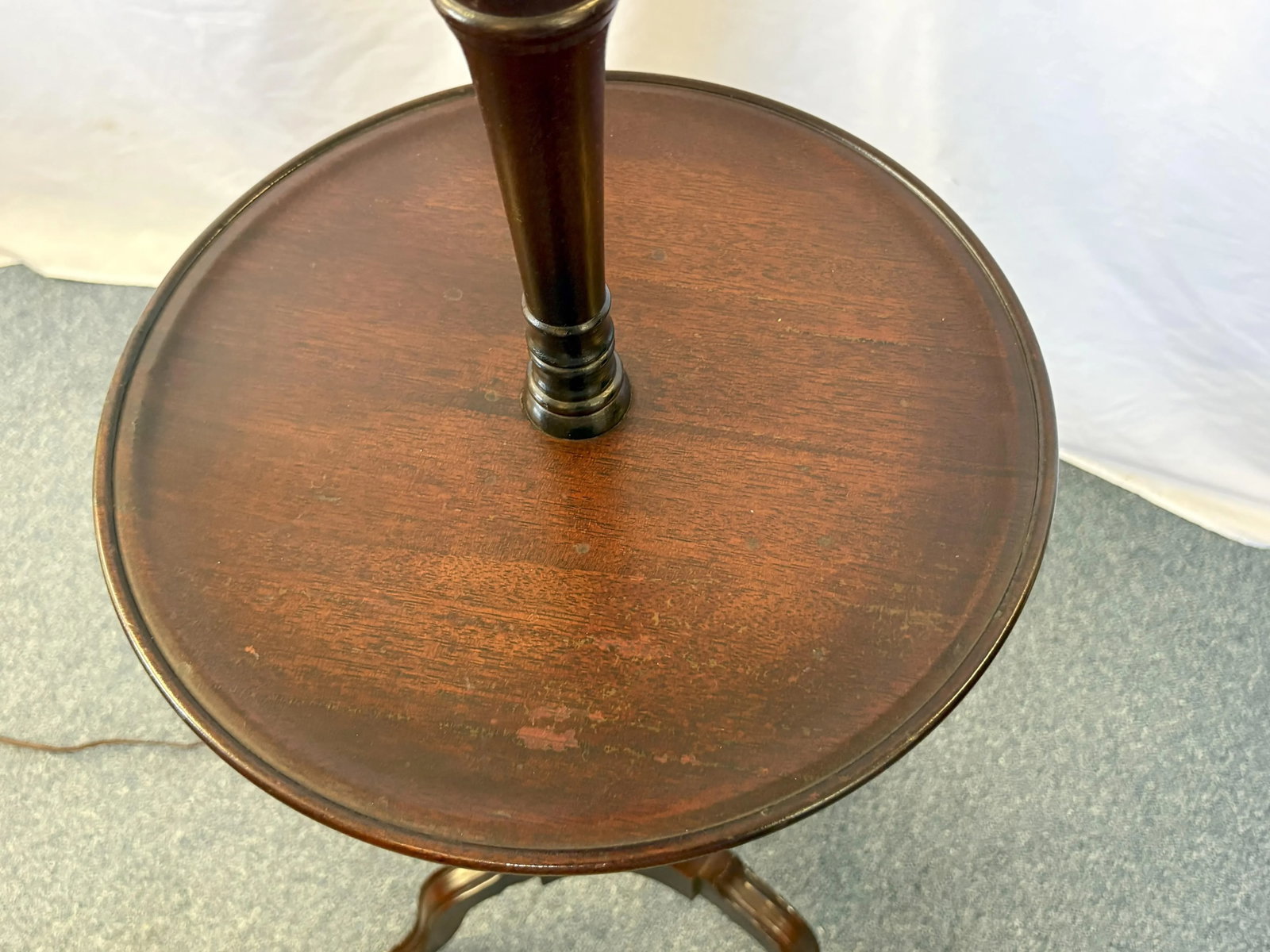 Vintage Wood Lamp Table With Matching Wood Finial - 14