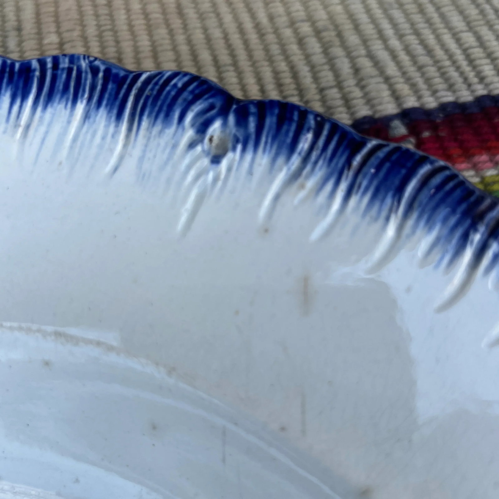 Antique Pearlware Blue Feather Edge Platter, Circa 1820's - 3