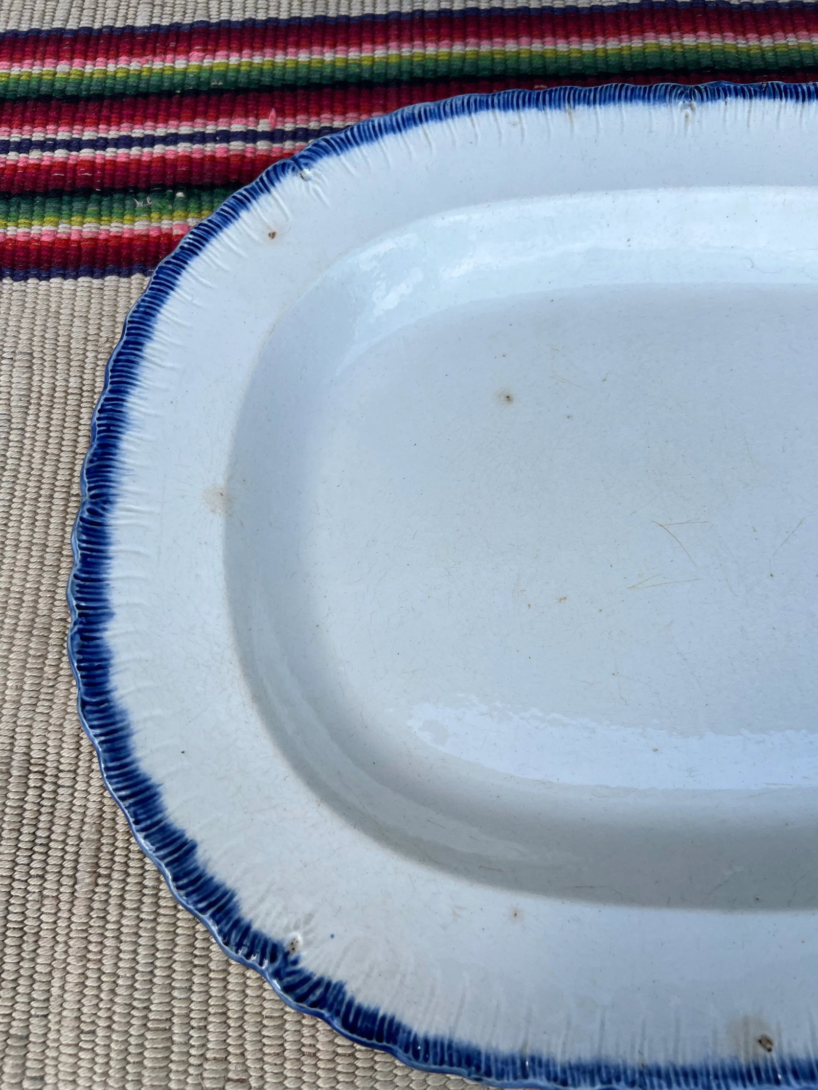 Antique Pearlware Blue Feather Edge Platter, Circa 1820's - 4