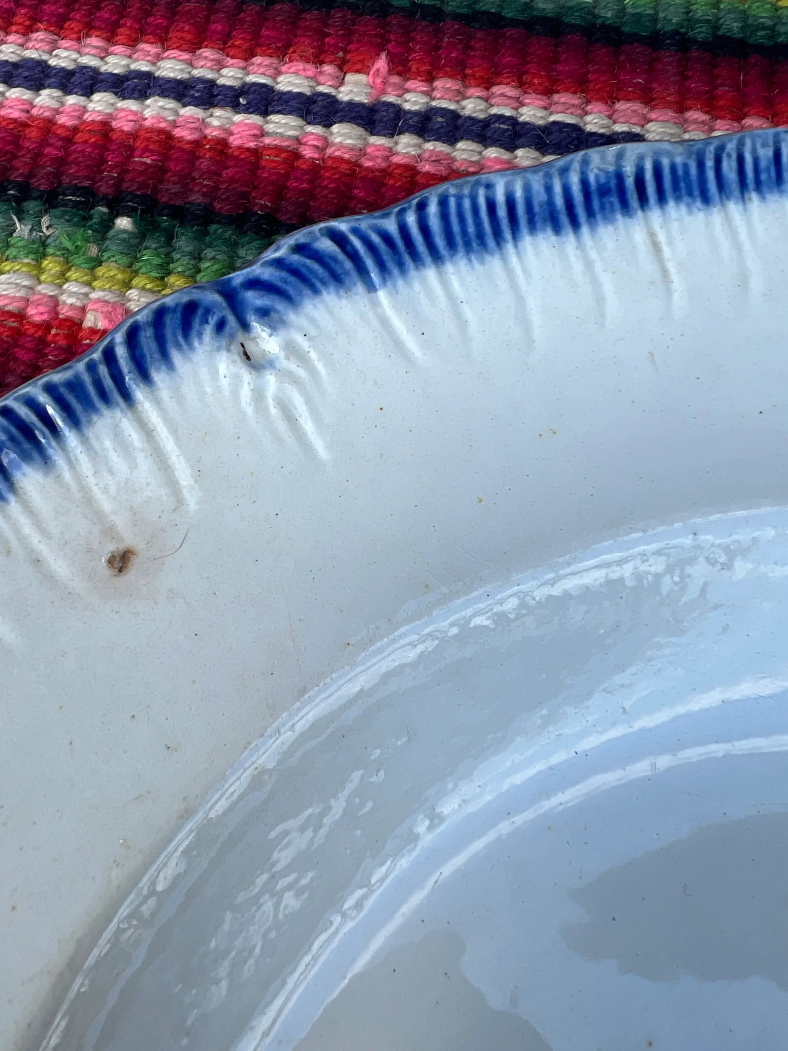 Antique Pearlware Blue Feather Edge Platter, Circa 1820's - 6