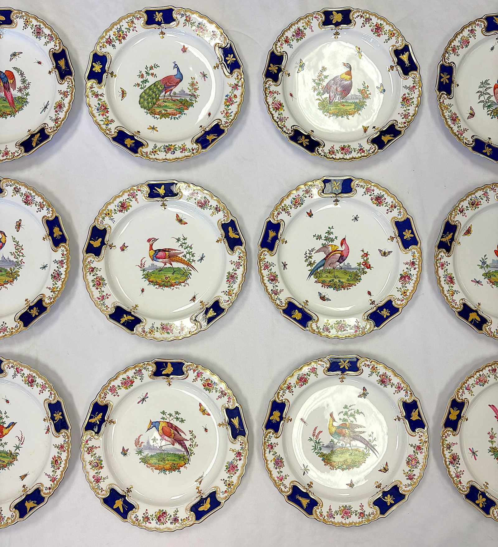 18th Century English Copeland Porcelain Dinner Plates With Hand Painted Exotic Birds & Gold Raised B - 8