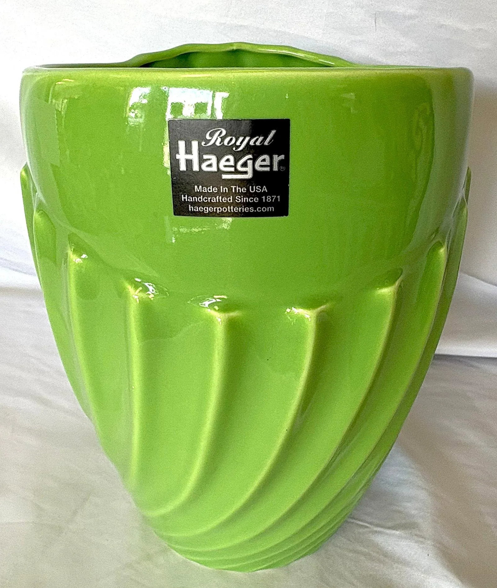 Royal Haeger Chartreuse Green Large Vase/ Ice Bucket C2004 - 8