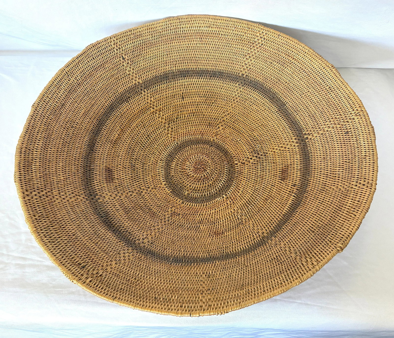 Vintage Native American Natural Fiber Woven Bowl/Basket From the Mid 20th Century - 6
