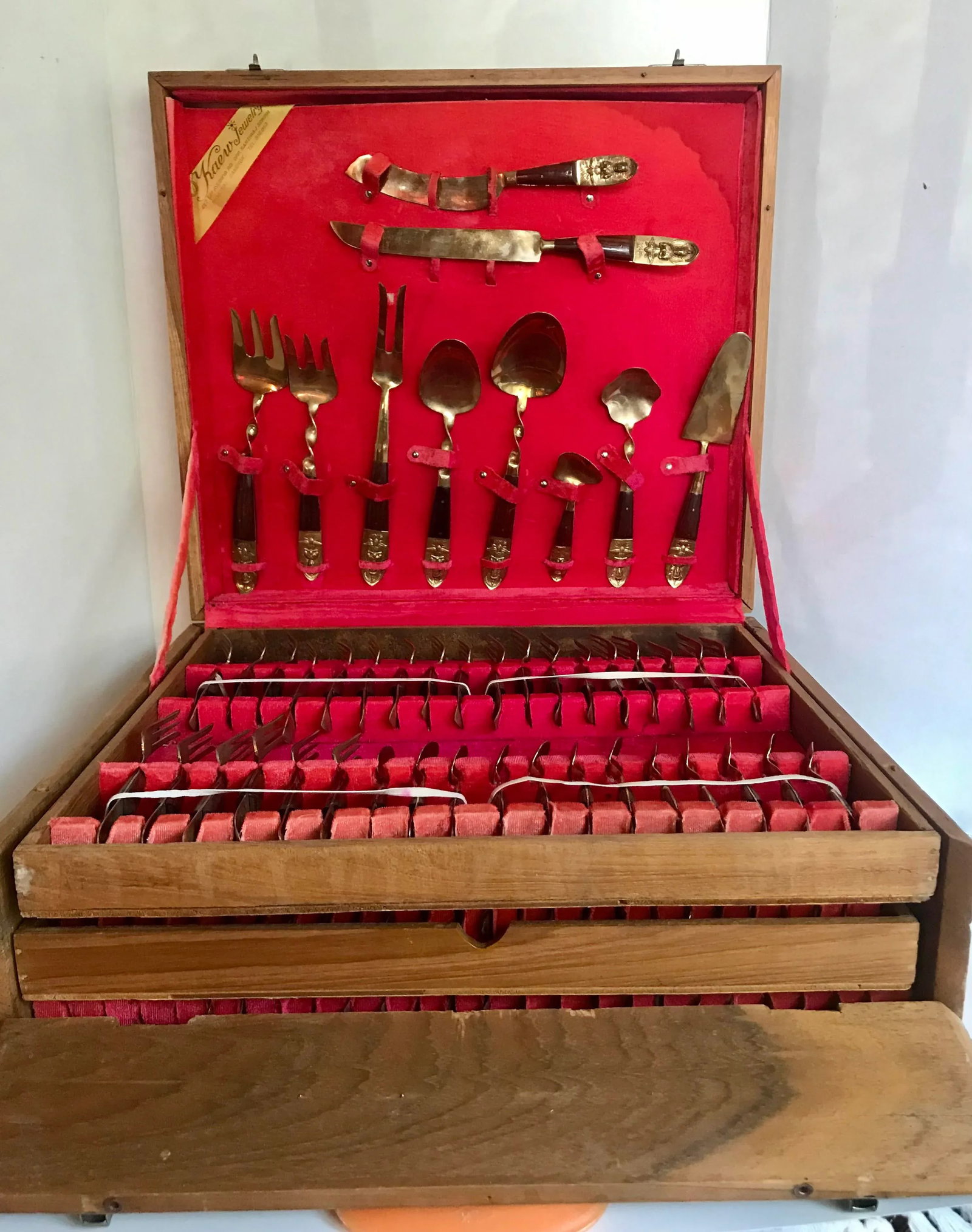 Mid-Century Modern Thai Siam Buddha Brass and Rosewood Flatware Set of 142 - 7