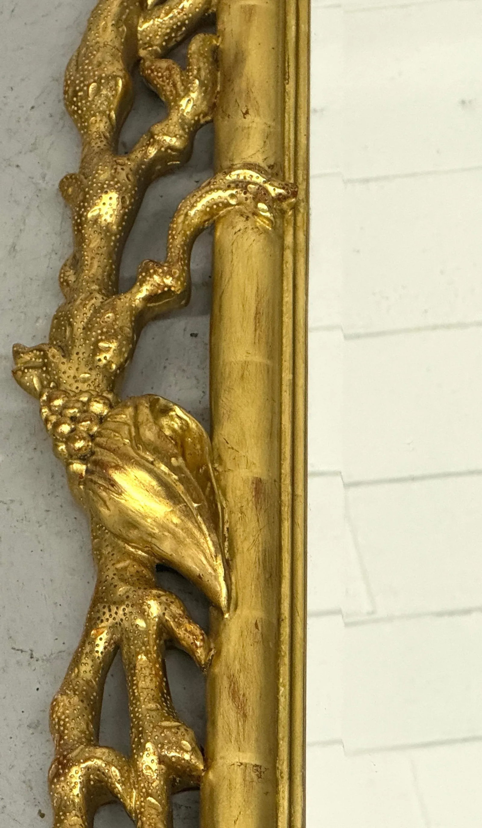 Extraordinary Pair of Italian Carved Giltwood Mirrors with Shell and Coral Motif - 2