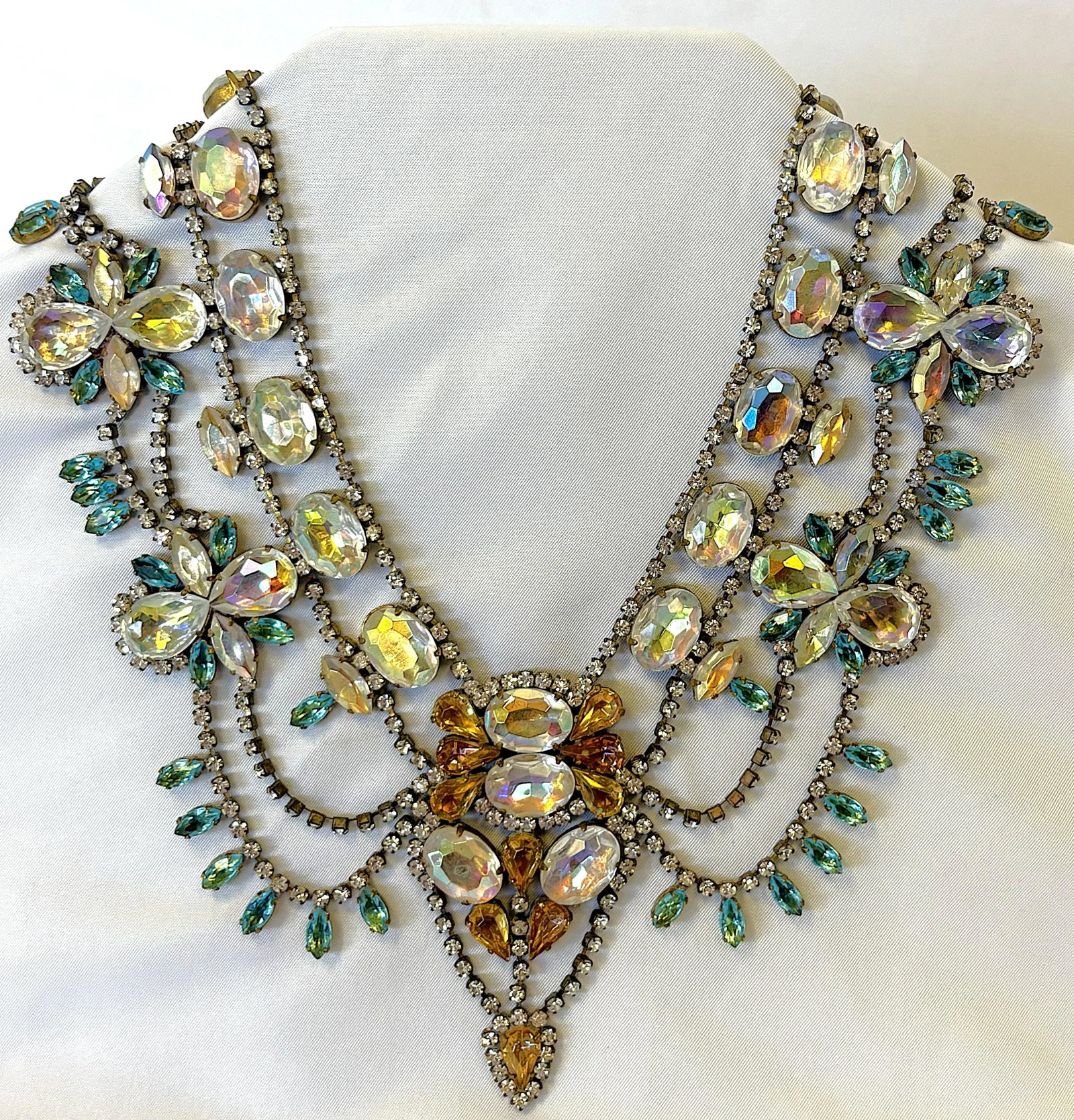 Vintage 'Bijoux' London Runway Rhinestone Bib Necklace - 11