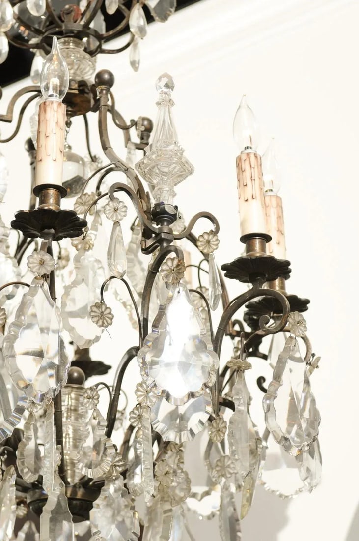 French 1890s Eight-Light Crystal Chandelier with Bronze Armature and Obelisks - 8