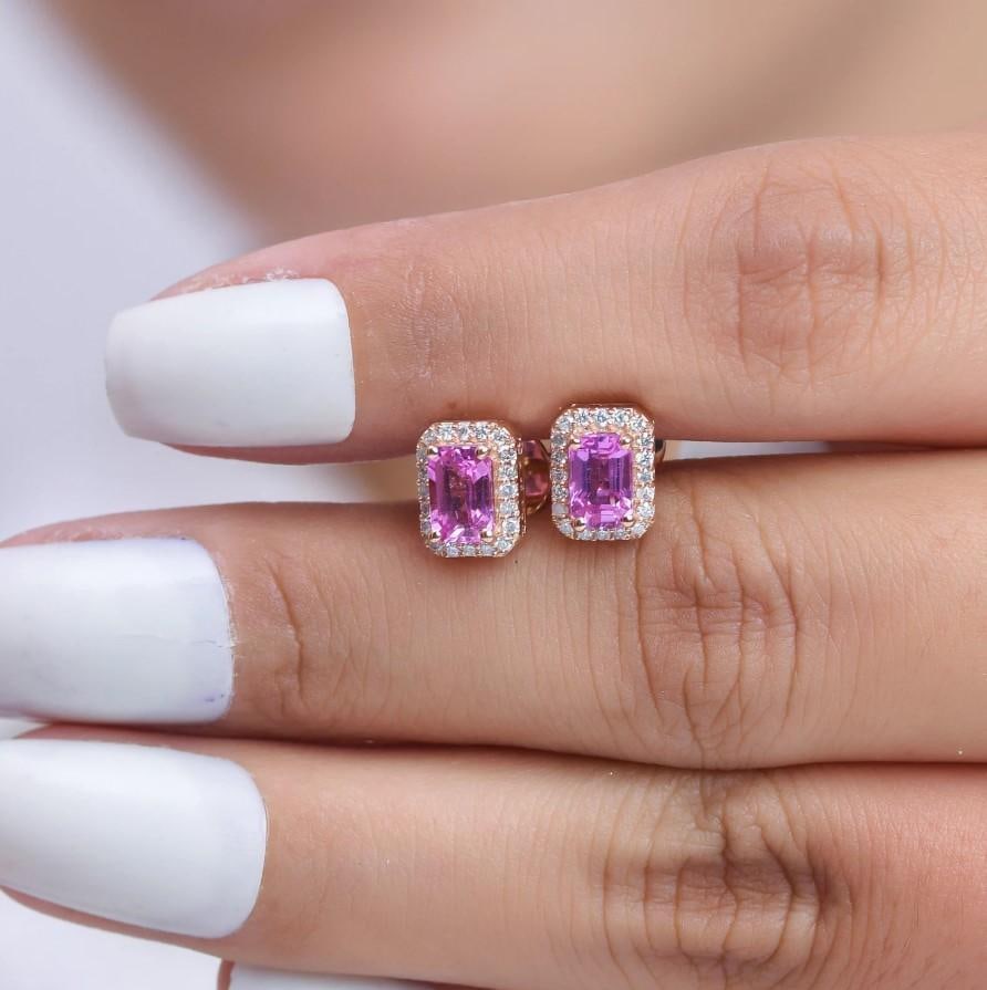 1.05 cts Natural pink sapphire & 0.20 cts diamond earrings in 14k gold - 14