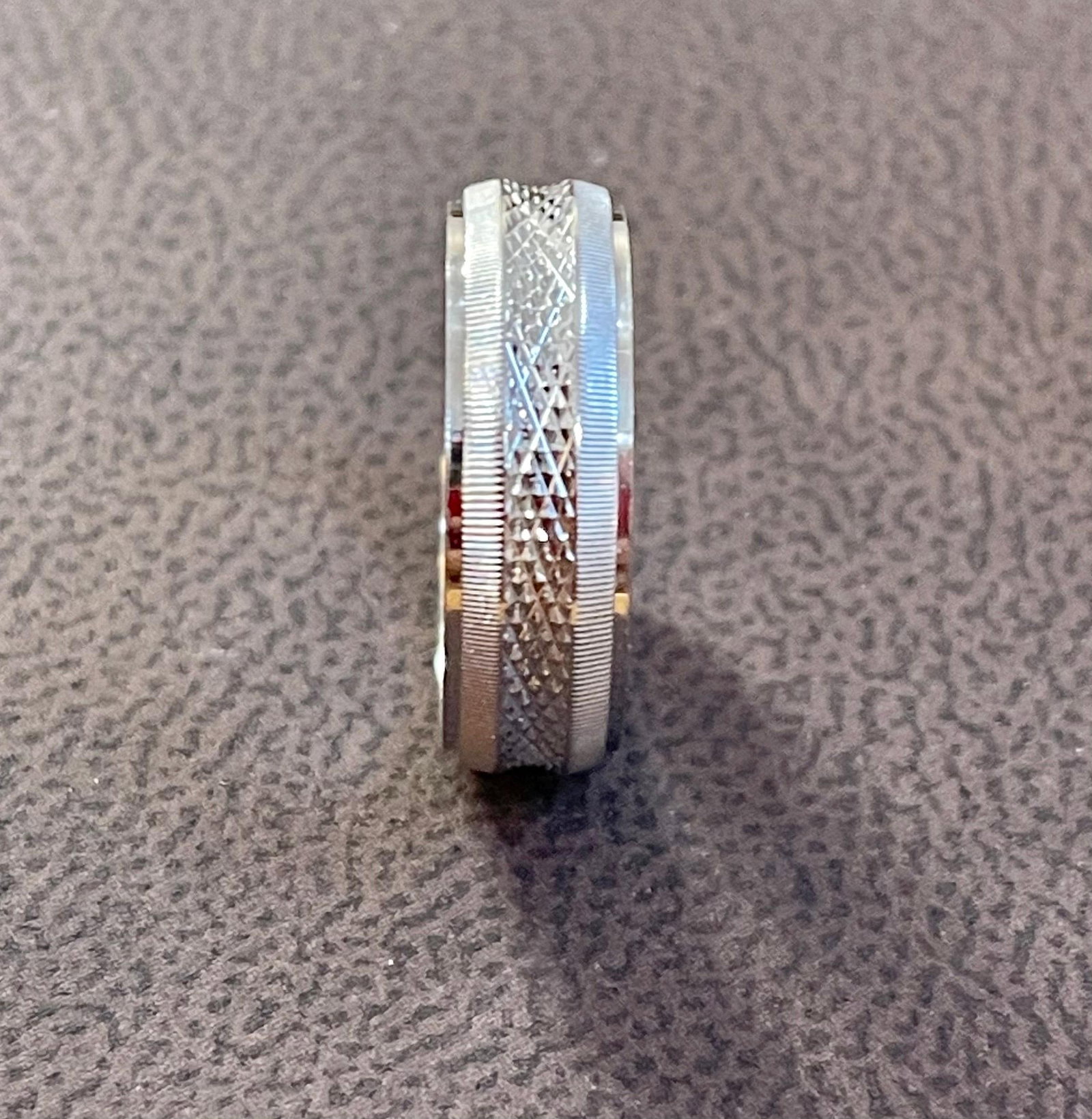 14 Karat White Gold Classic Wide Wedding Band With Design Ring, Unisex - 4