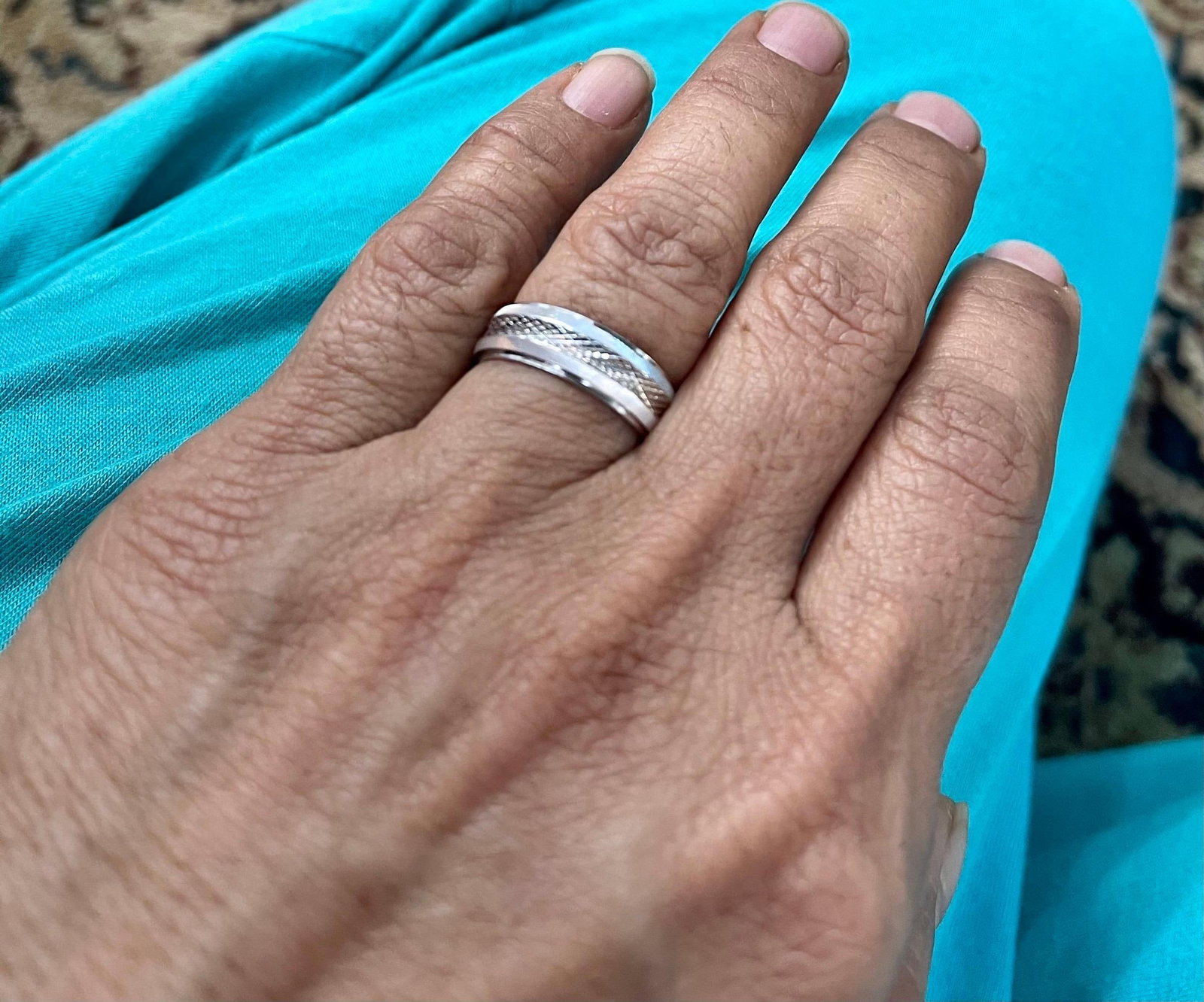 14 Karat White Gold Classic Wide Wedding Band With Design Ring, Unisex - 6
