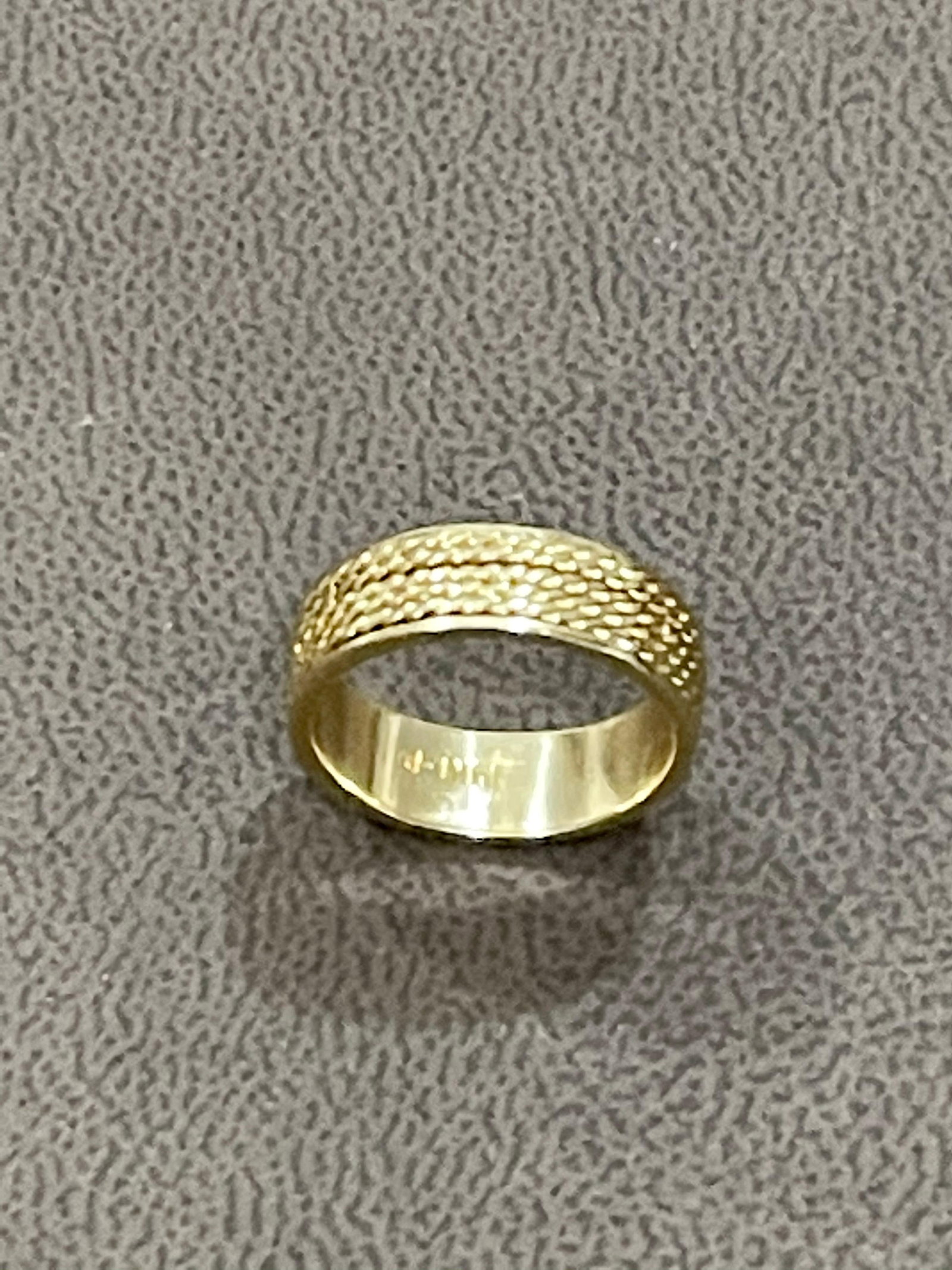 14 Karat Yellow Gold Classic Wide Wedding Band Ring, Unisex - 18