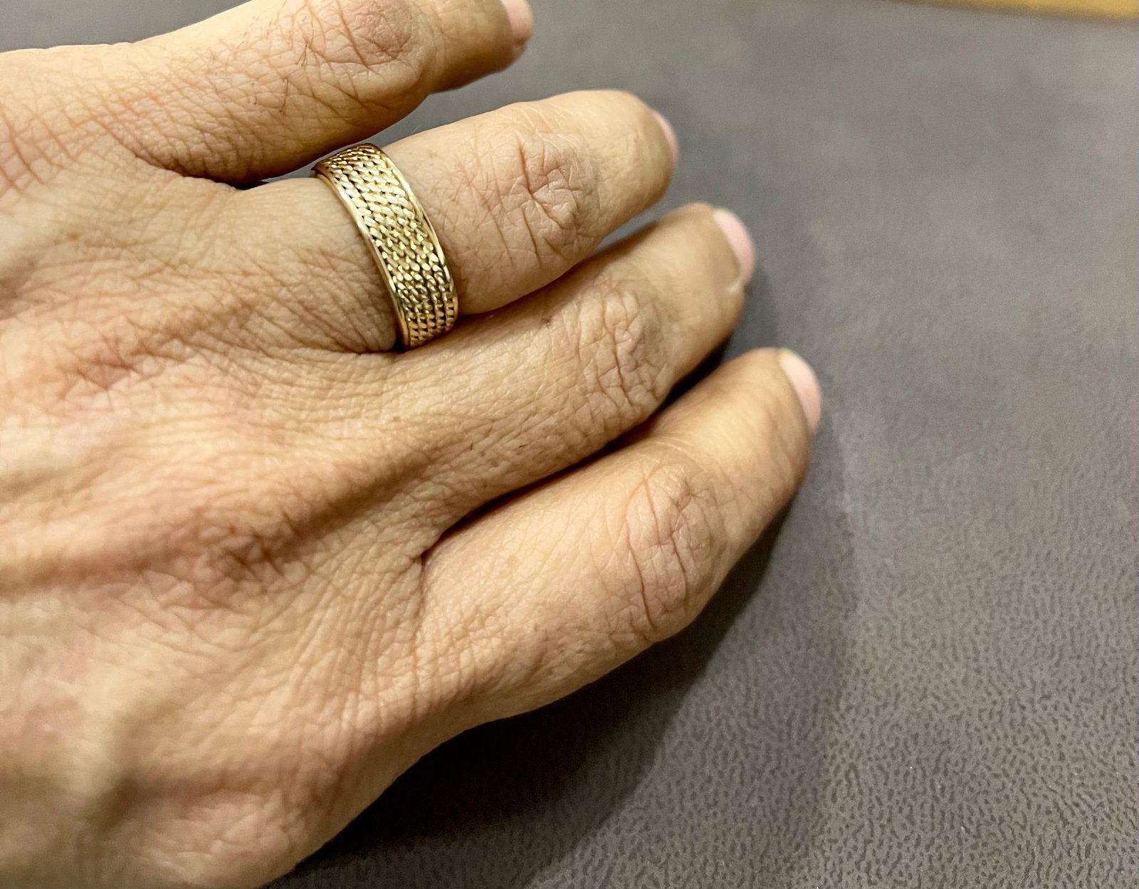 14 Karat Yellow Gold Classic Wide Wedding Band Ring, Unisex - 8