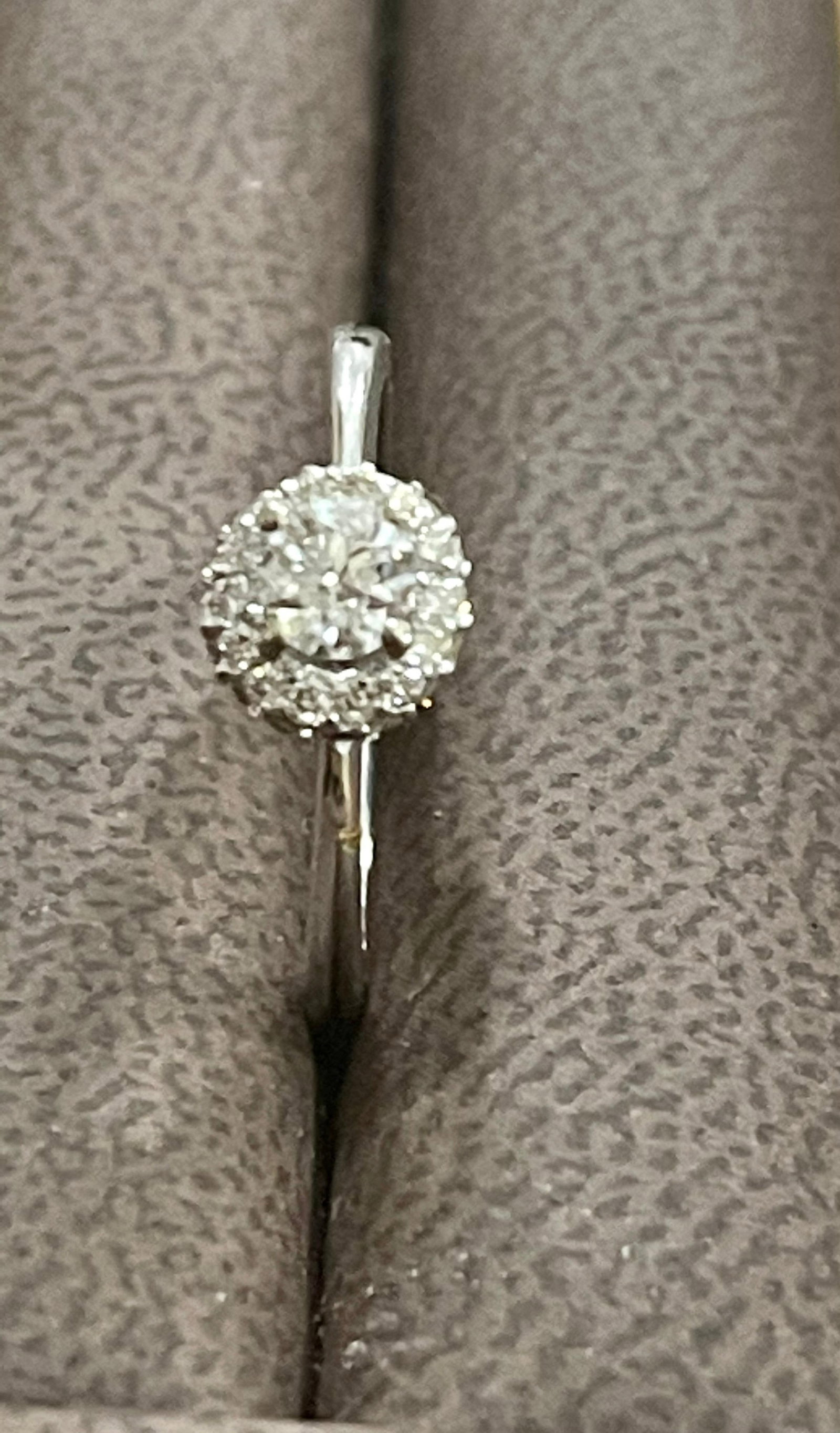 Diamond 0.6 Carat Traditional Ring/Band 14 Karat White Gold, Halo Ring - 3