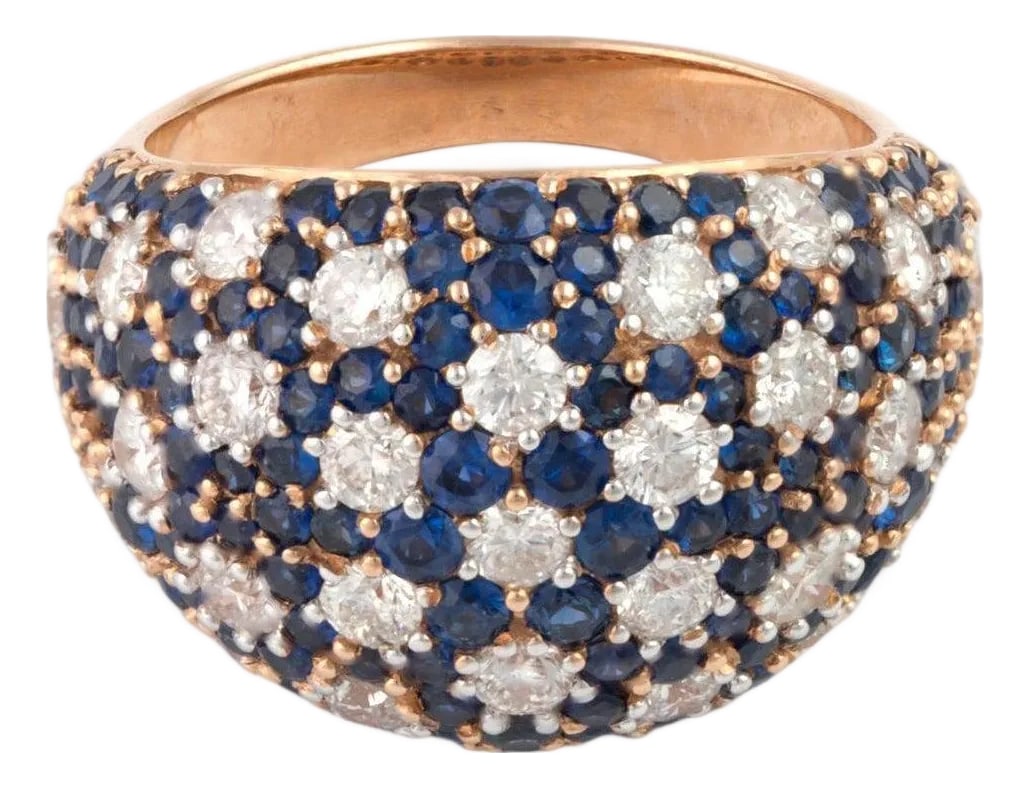 Natural Blue Sapphire 3.26 Carats with Diamonds 1.80 Carats in 18k Gold: Blue sapphire : 3.26 carats Diamonds : 1.80 carats Gold : 9.49 gms (18k) Its very hard to capture the true color and luster of the emerald , i have tried to add pictures which are taken