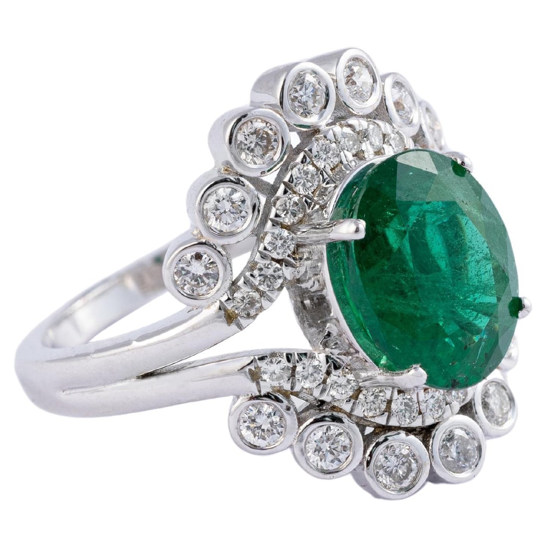 2.96 carats Natural Zambian Emerald Ring with Diamonds 0.65 carats and 14k Gold - 6