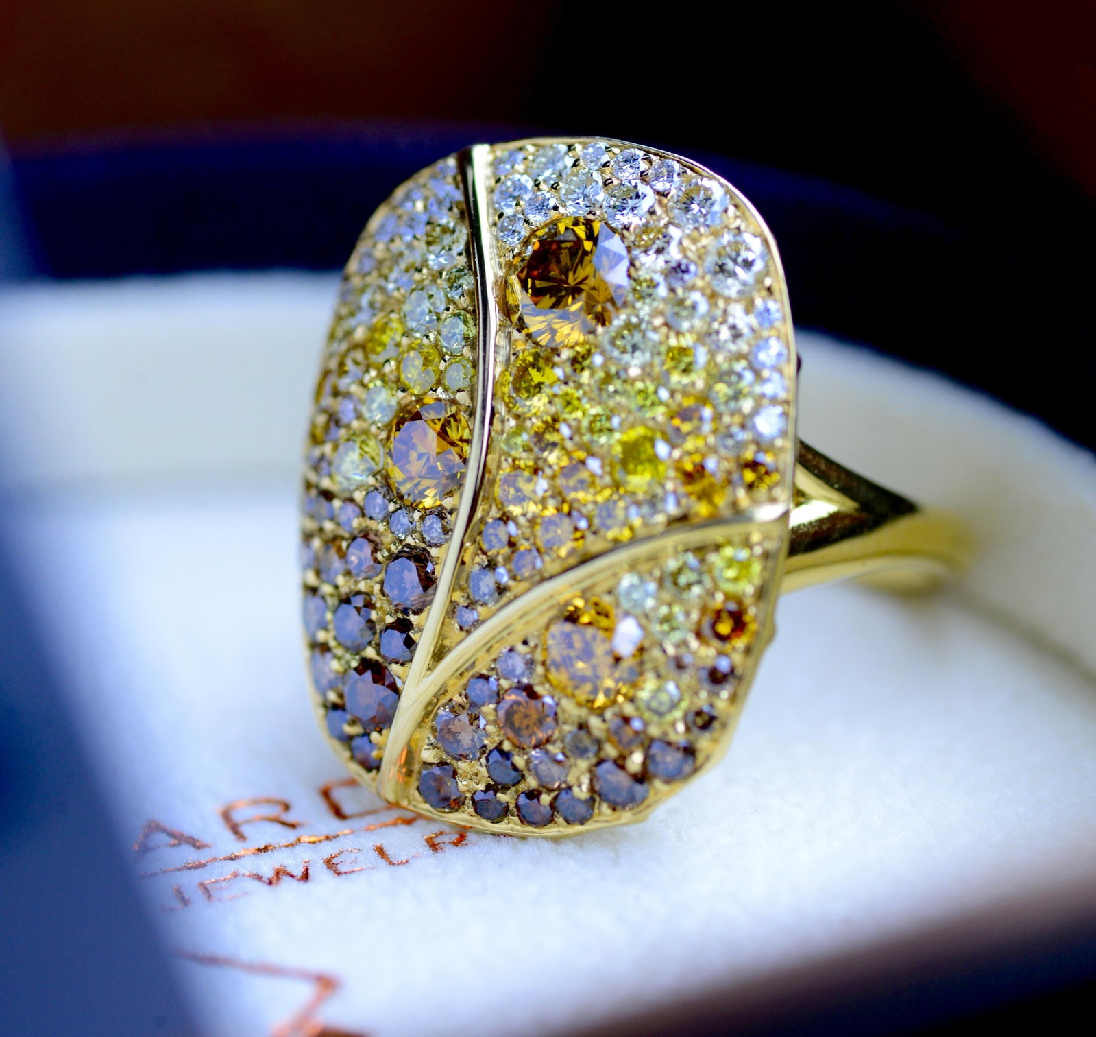 The Loch Fancy Colored Diamonds Simon Ardem New York Fall Collection Ring - 2