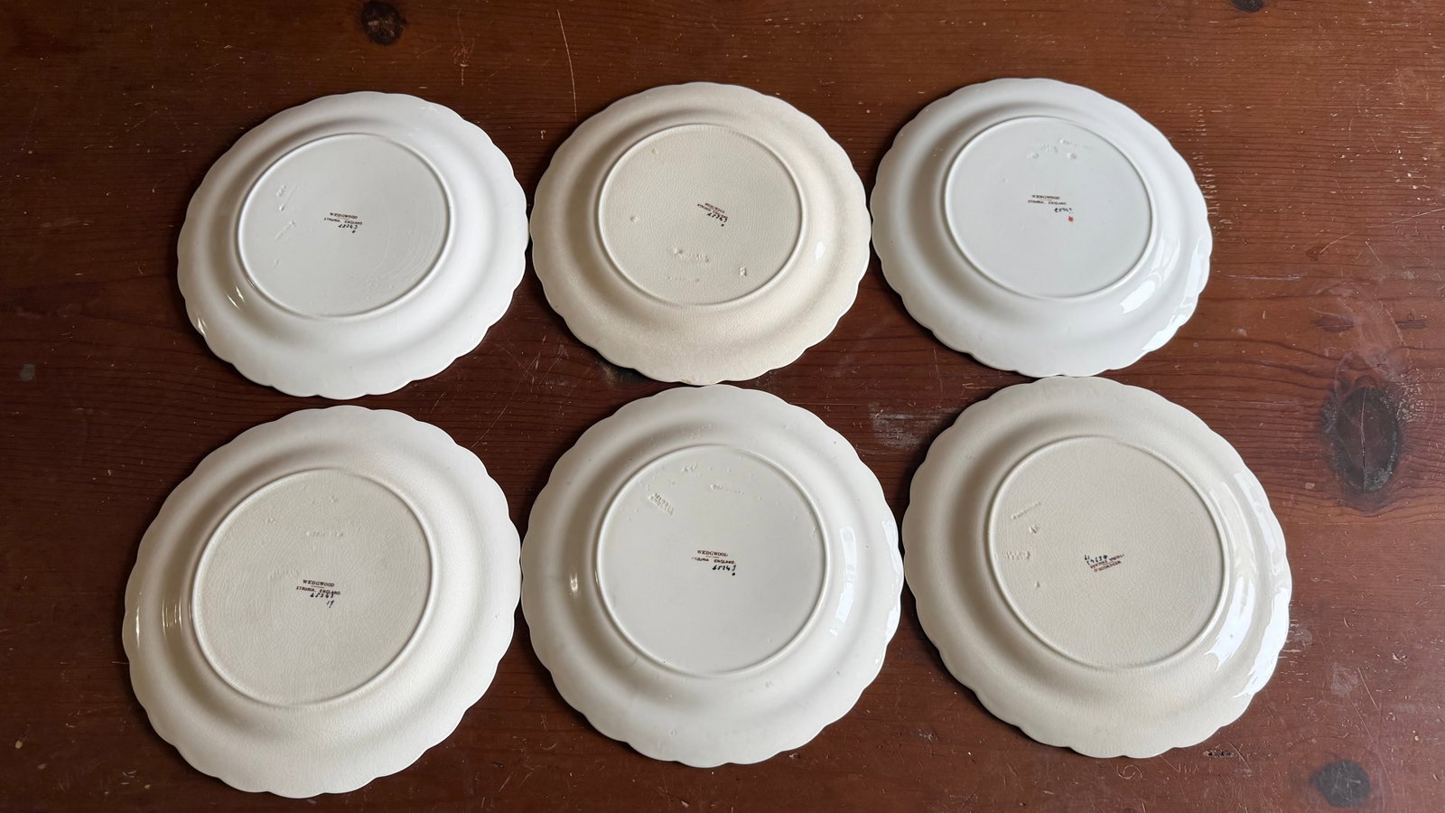 A Very Fine Set of 6 Wedgwood Equestrian and Fox Hunting Scene Plates, Circa 1920's - 13