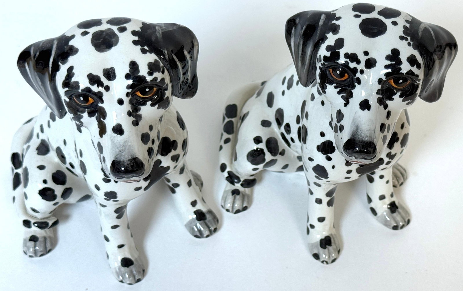 Pair of Italian Hollywood Regency Hand-Painted Pottery Dalmatian Puppies, 1970s - 16