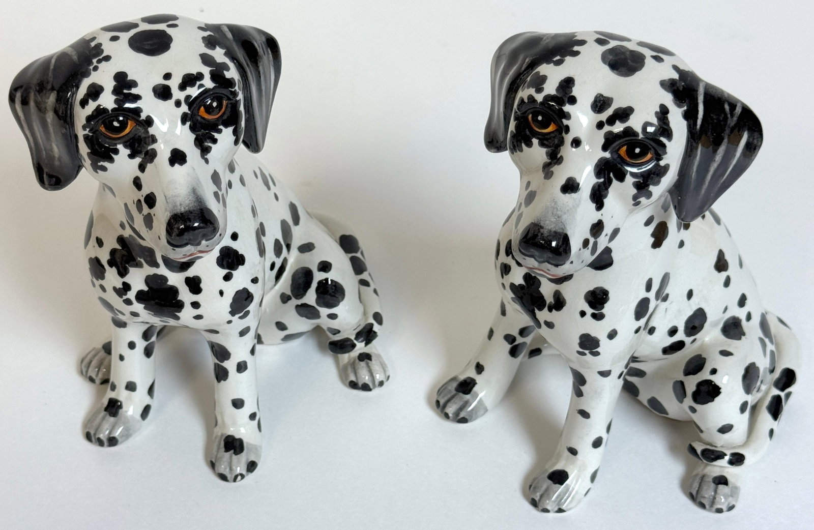 Pair of Italian Hollywood Regency Hand-Painted Pottery Dalmatian Puppies, 1970s - 17