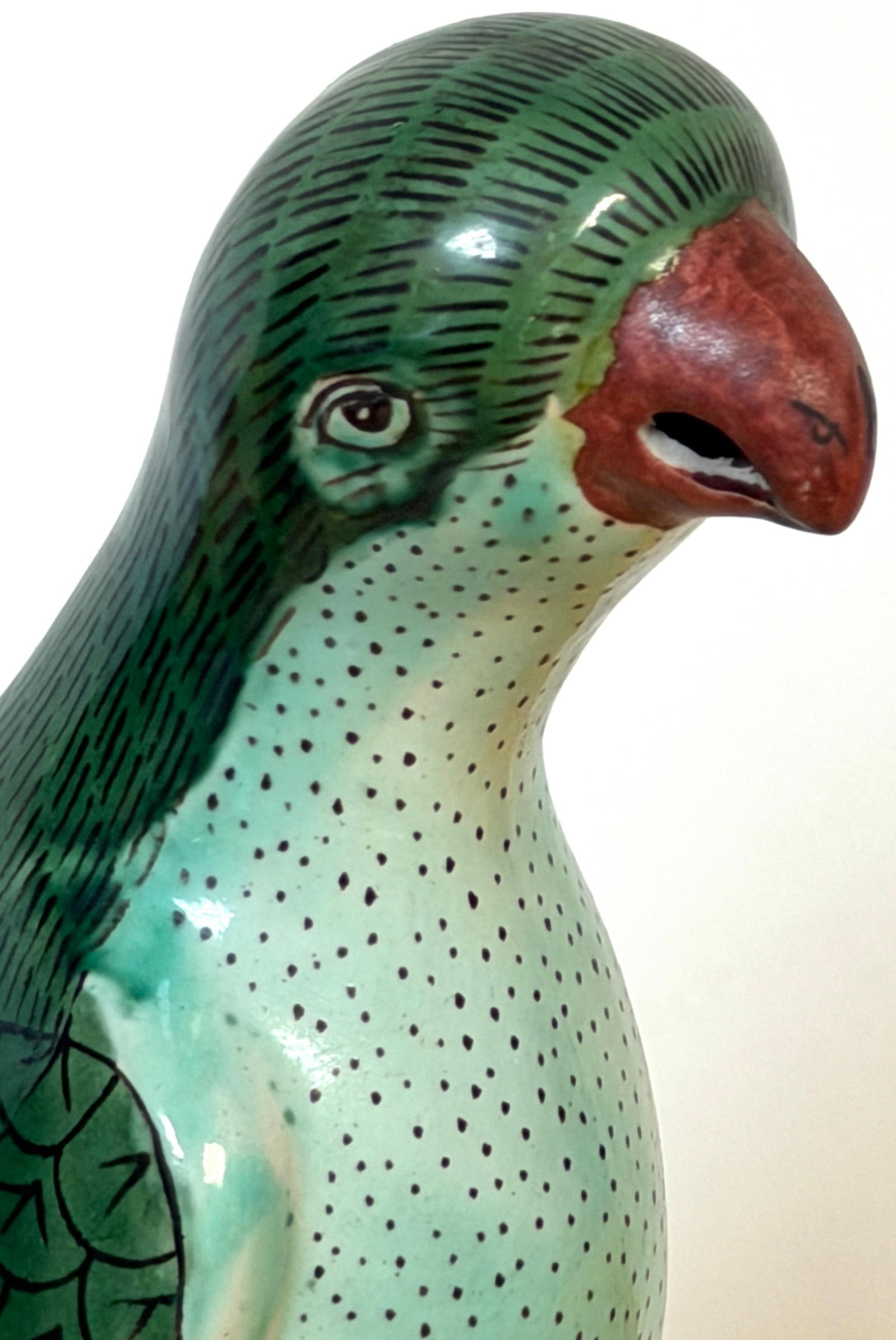 Pair 20th Century Chinese Export Famille Verte Porcelain Parrots, Kangxi Style - 18