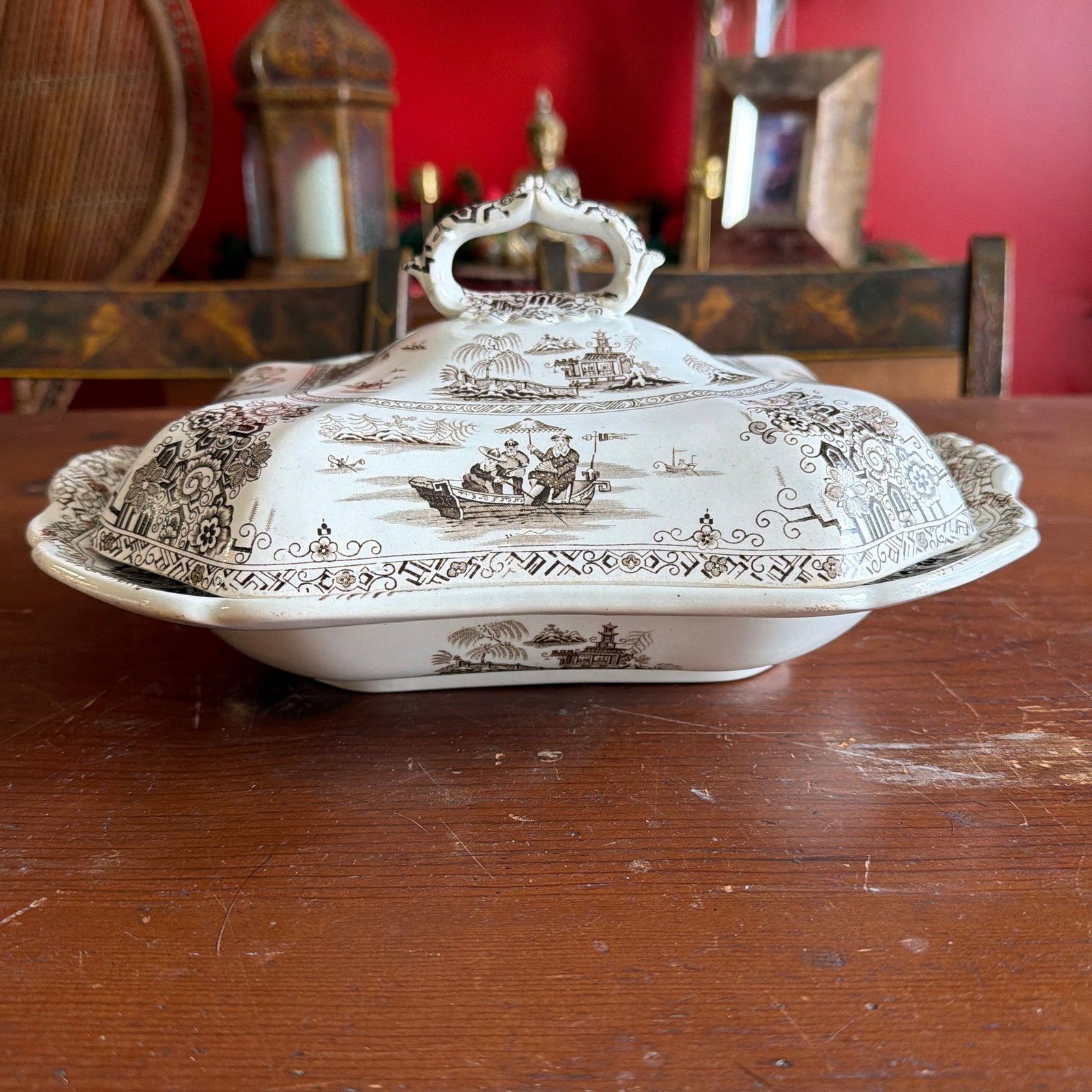 A Antique Brown Transfer Decorated Staffordshire Covered Vegetable Dish, "Nankin" by Dimmock, Ci - 10