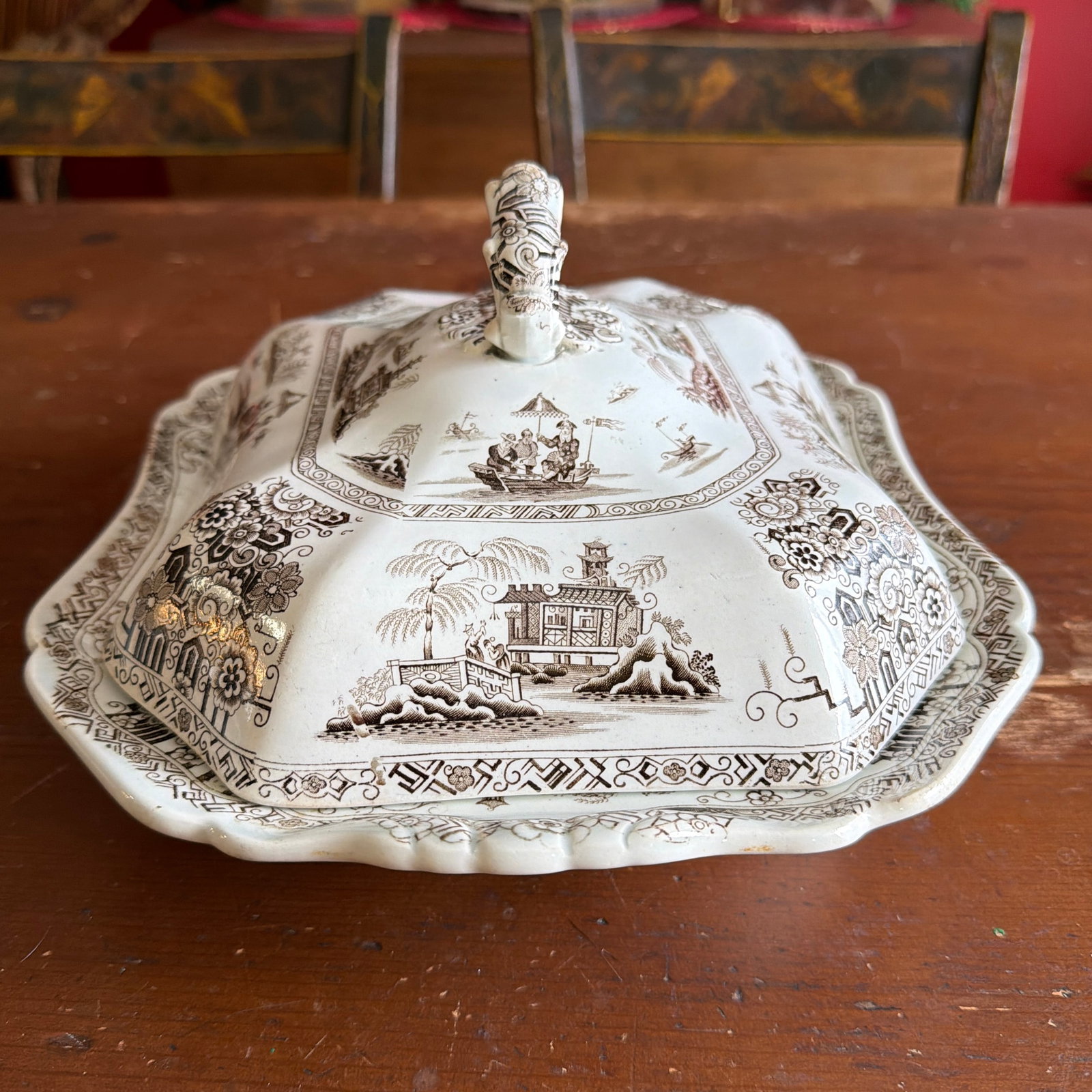 A Antique Brown Transfer Decorated Staffordshire Covered Vegetable Dish, "Nankin" by Dimmock, Ci - 3