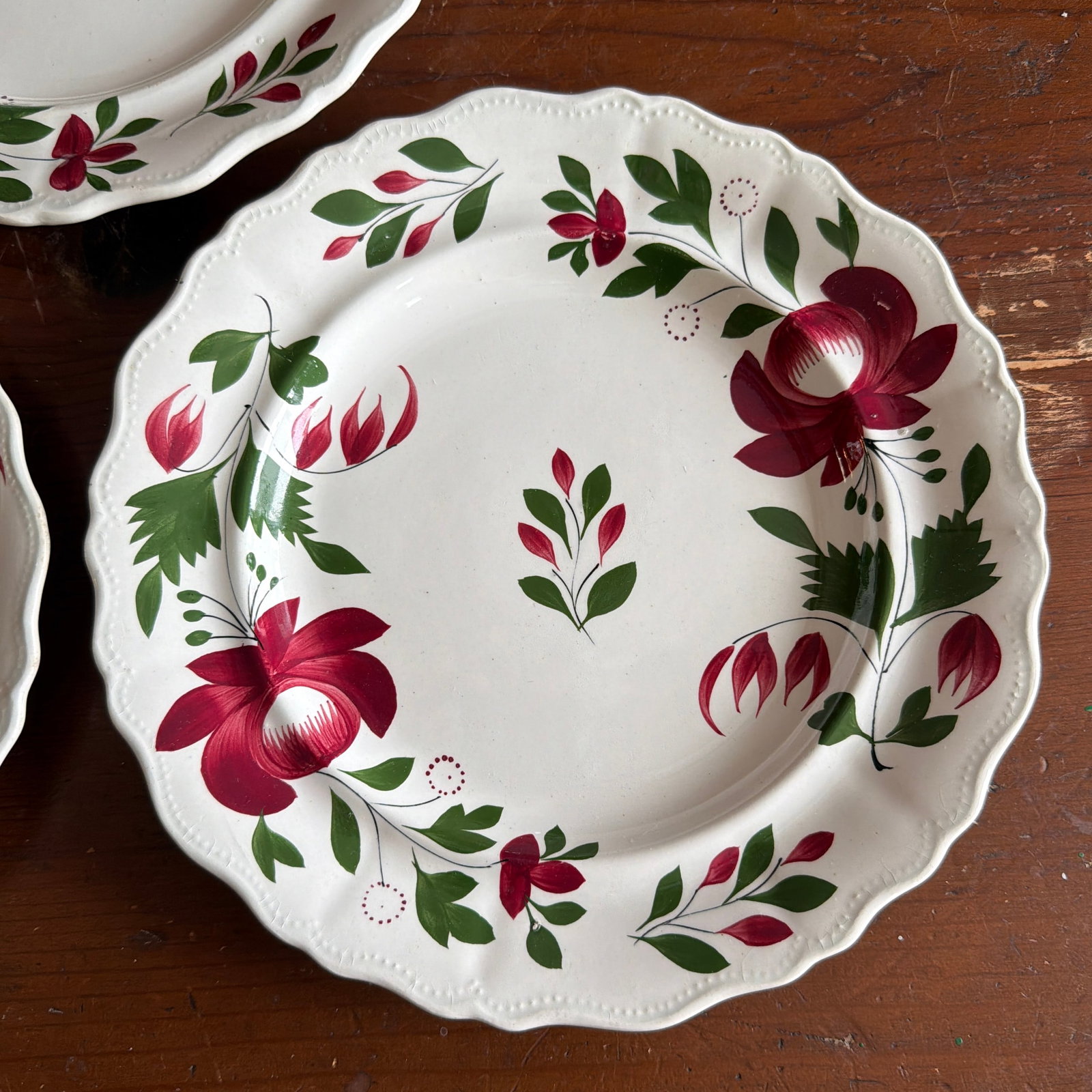 A Very Nice Set of 3 of Antique Staffordshire Early Adam's Rose Plates, Circa 1830 - 3