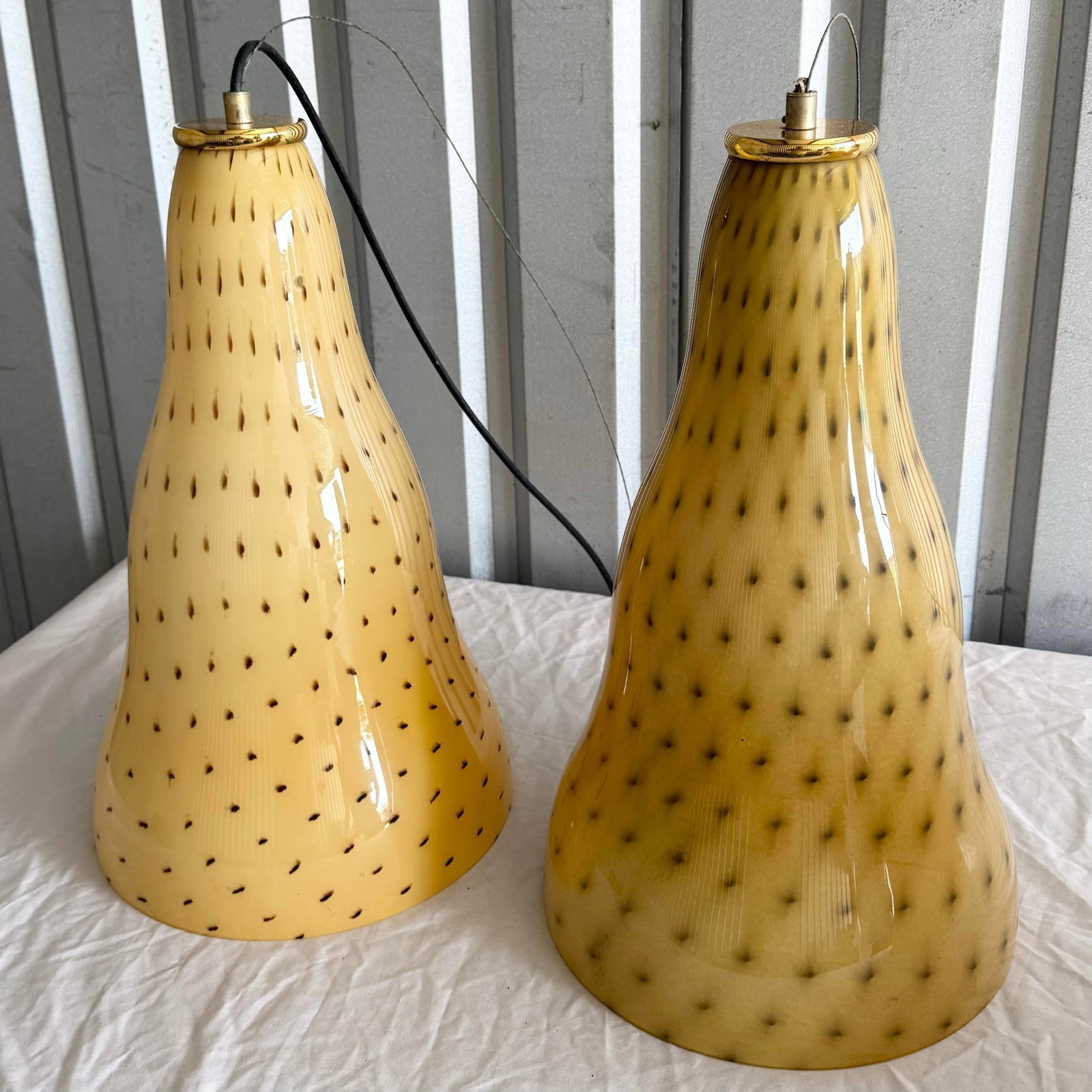 Vintage Italian Glass Pendant Lamps by Toso & Massari for Leucos - A Pair - 2
