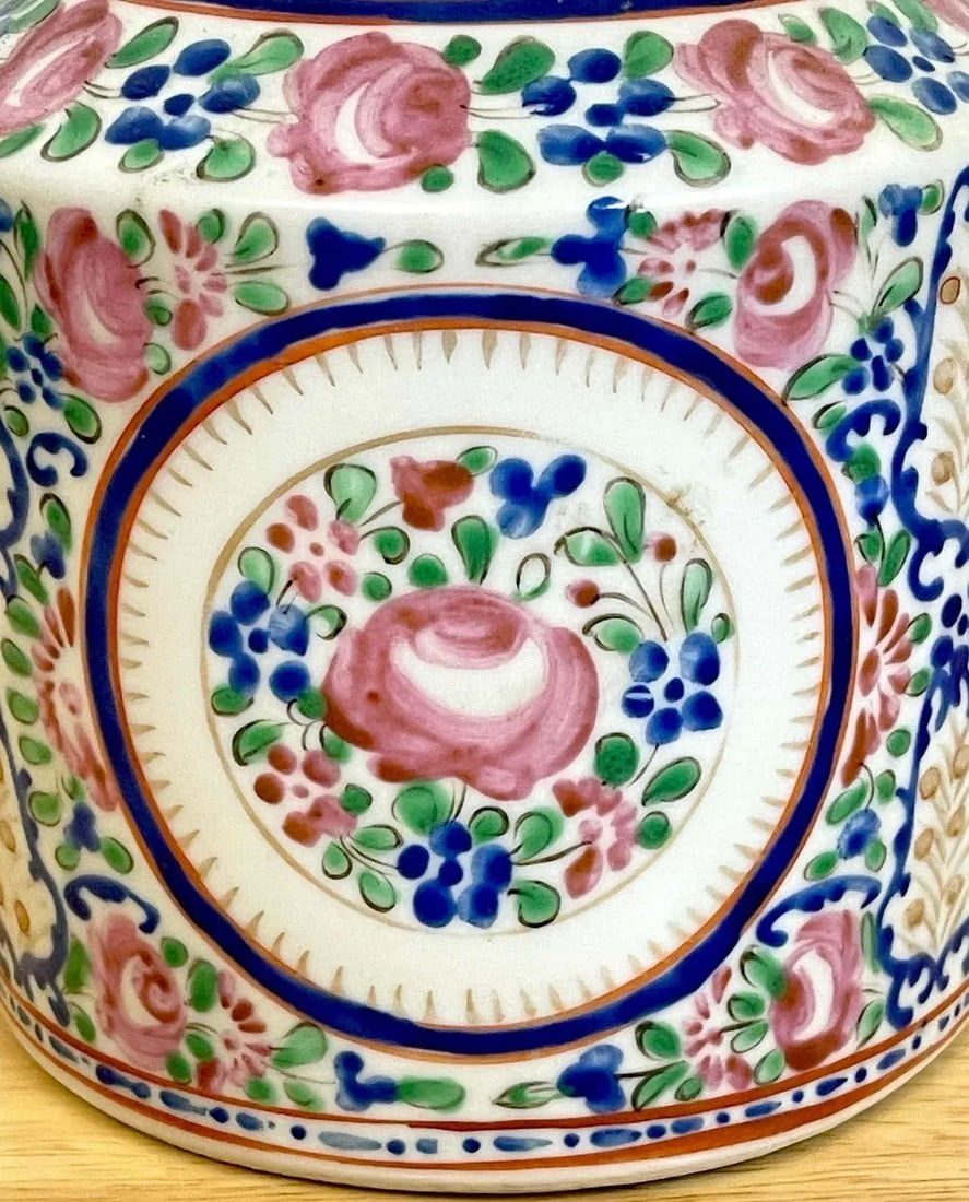 18th C Chinese Export Famille Rose Tea Pot, in the French Taste - 3